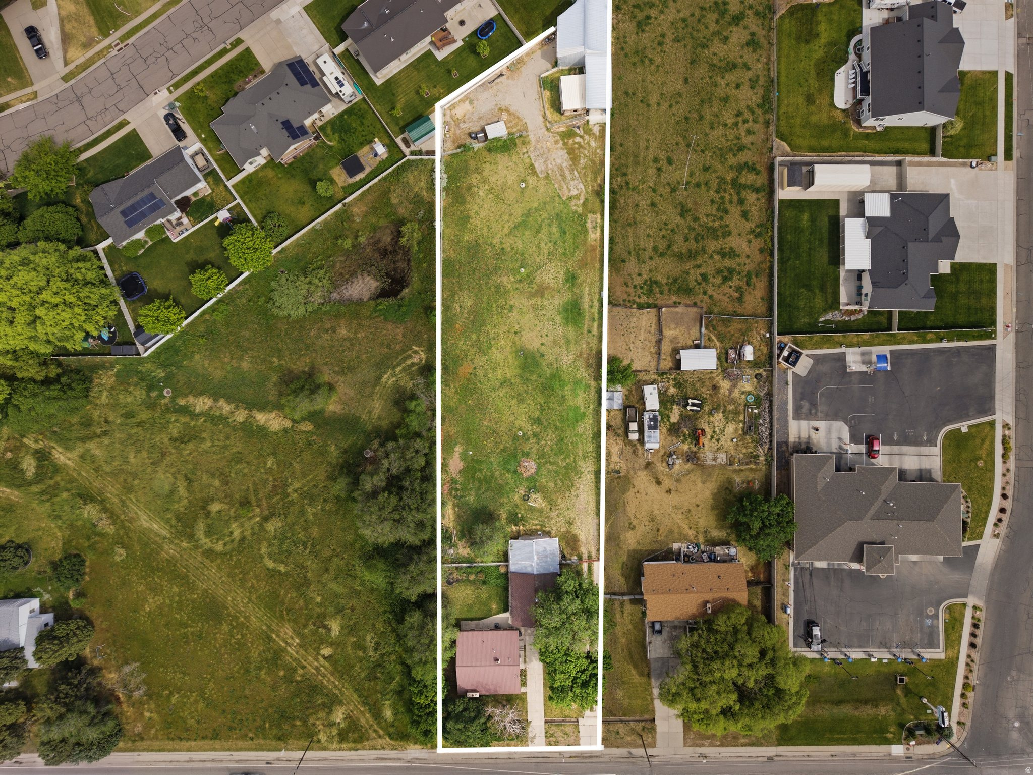 main property photo 27