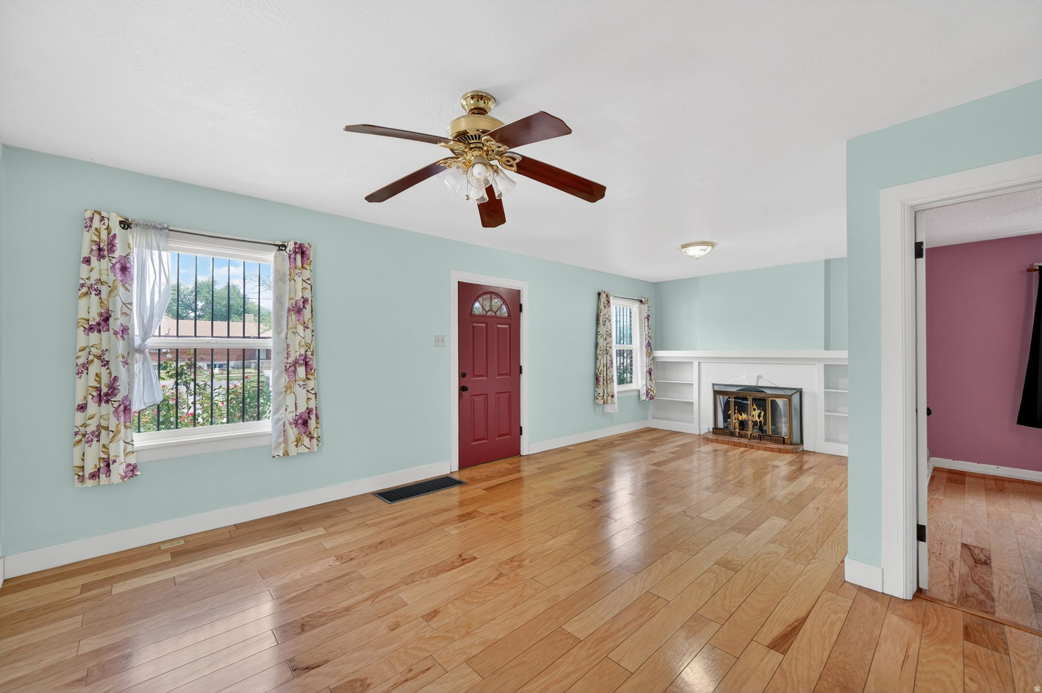 main property photo 4