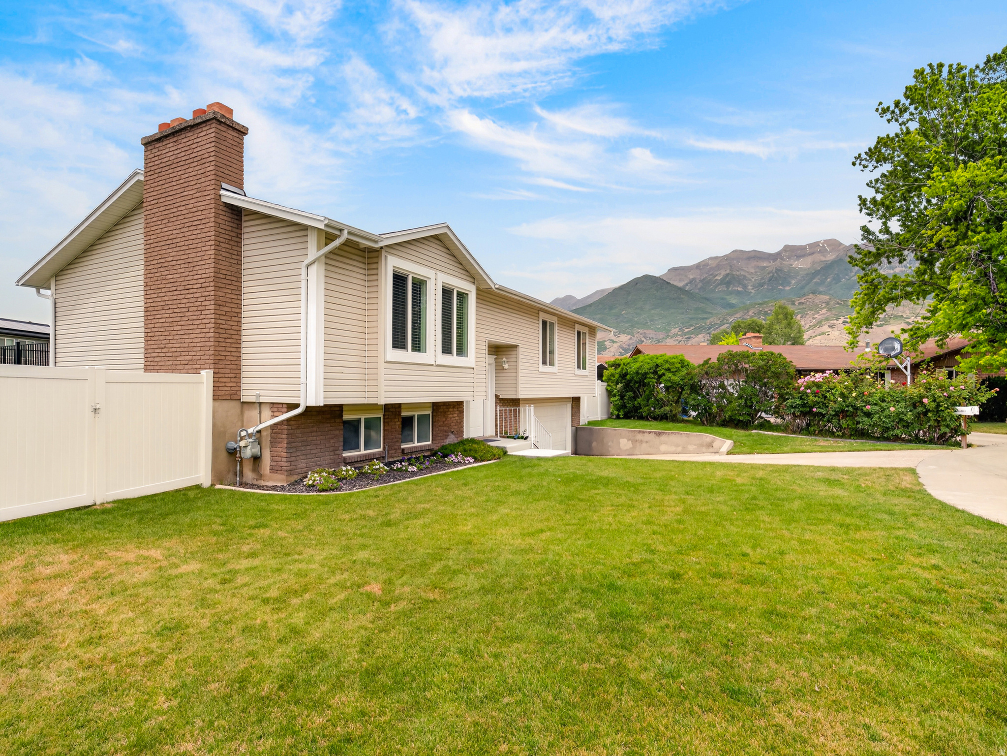 main property photo 64