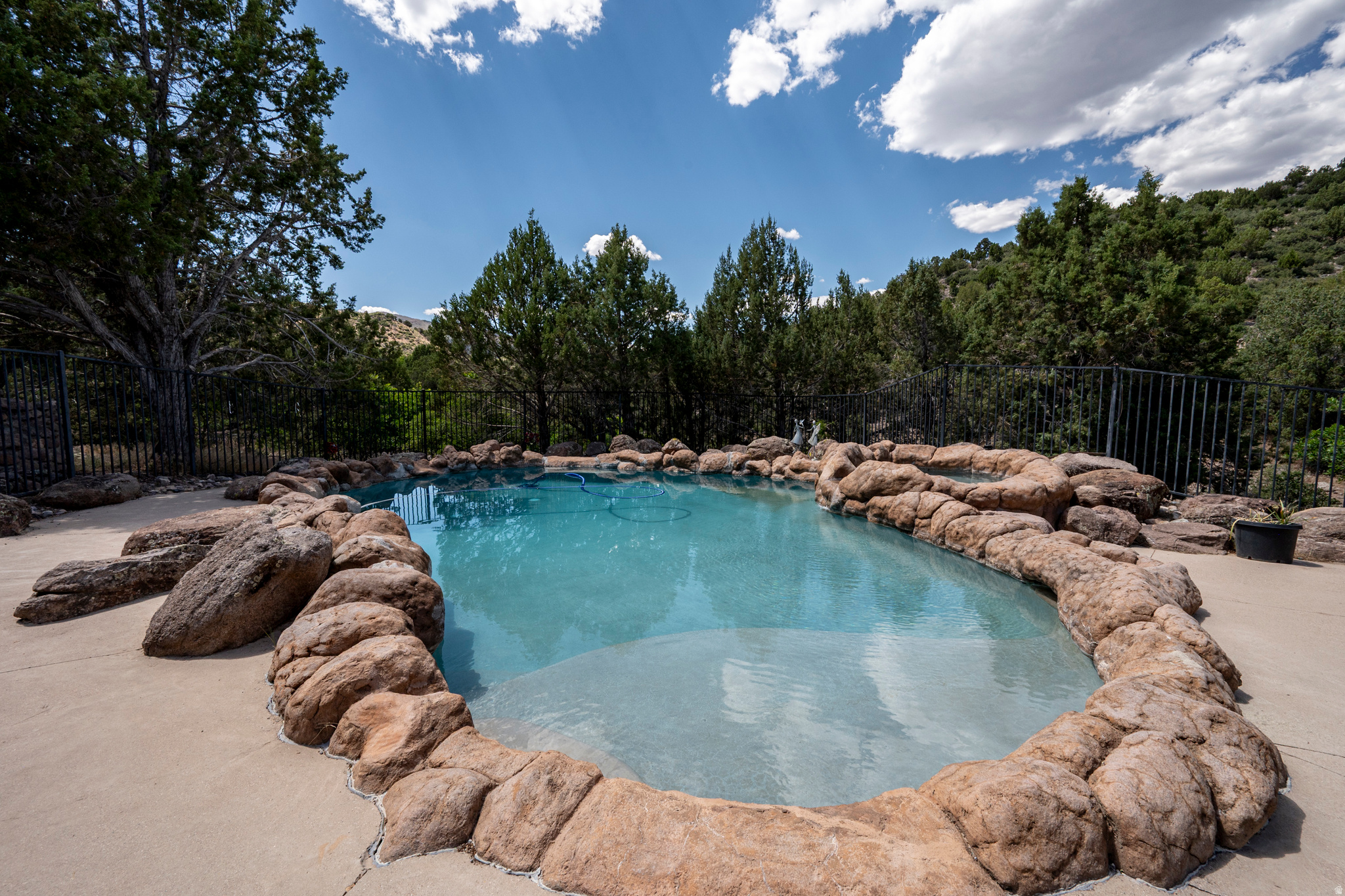 main property photo 62