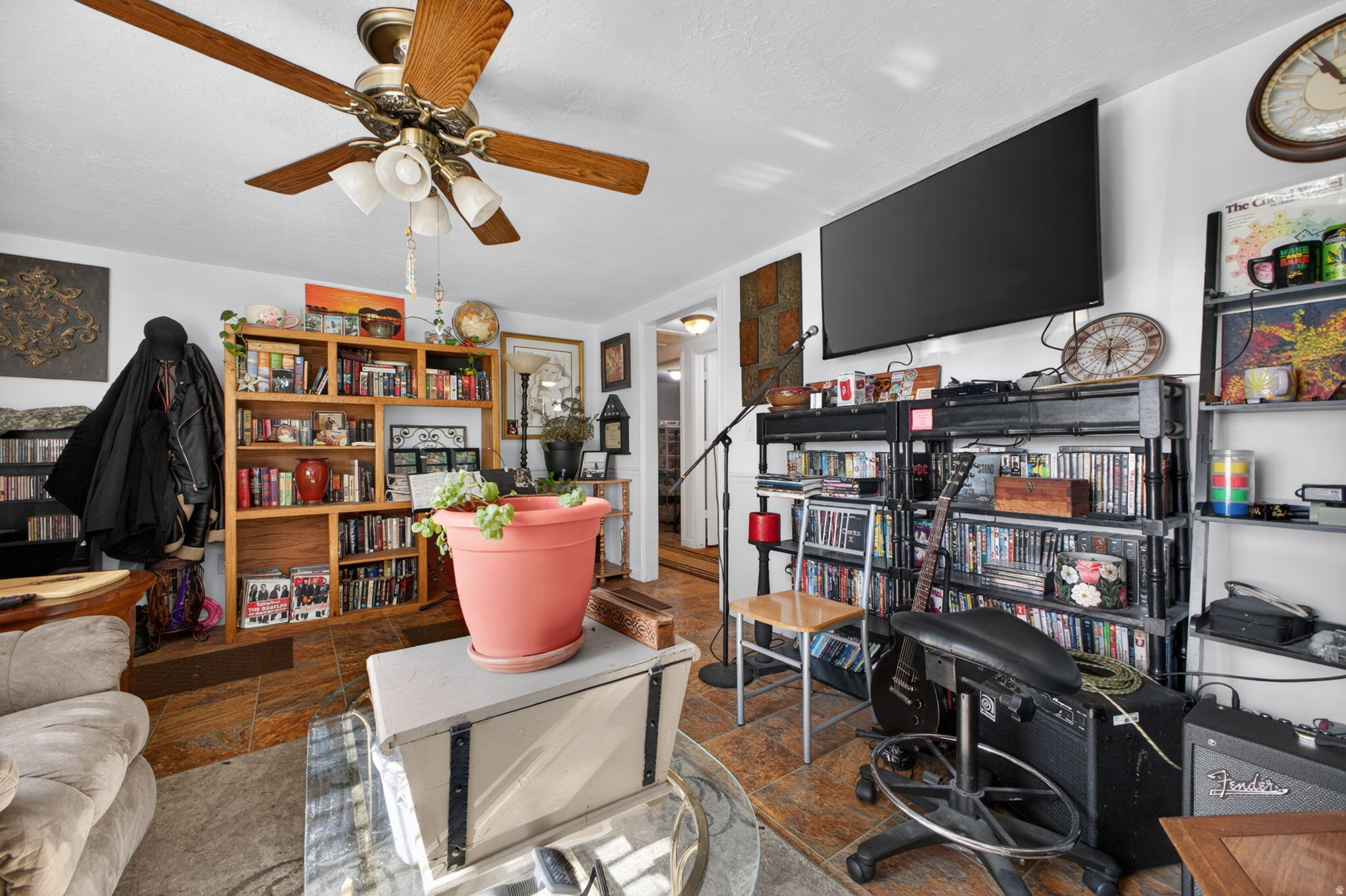 main property photo 12