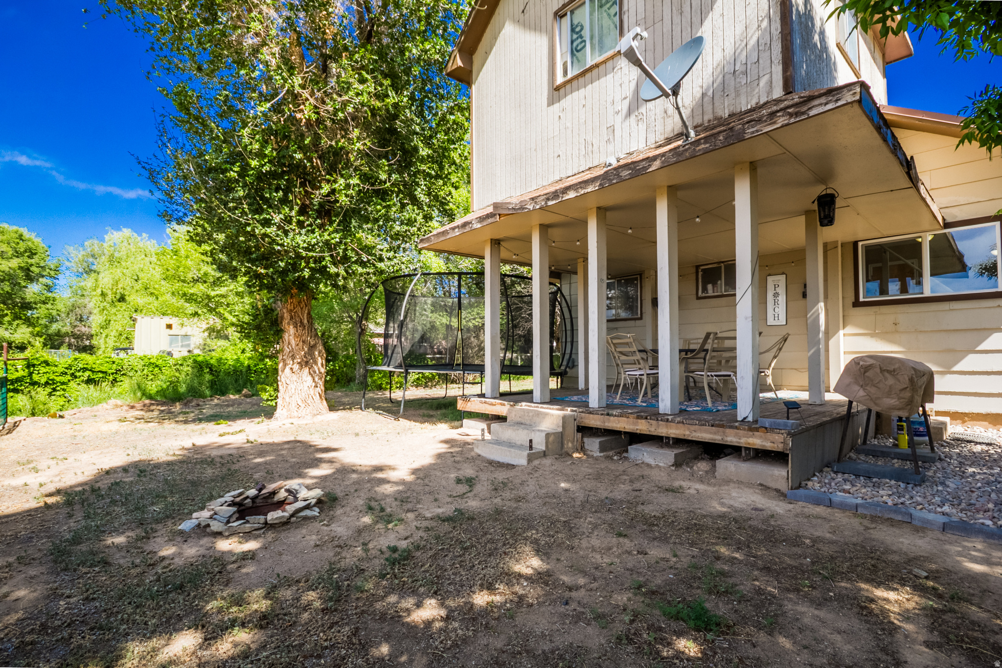 main property photo 22