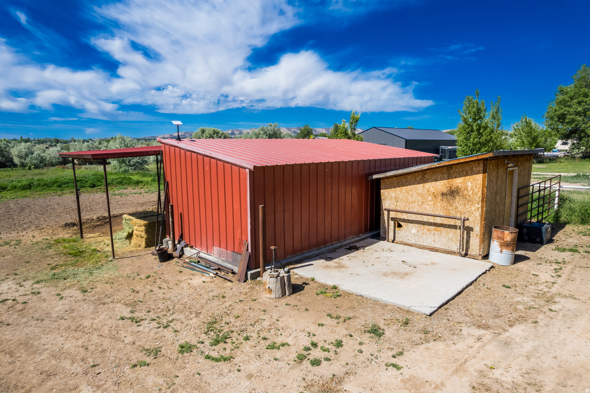 main property photo 29