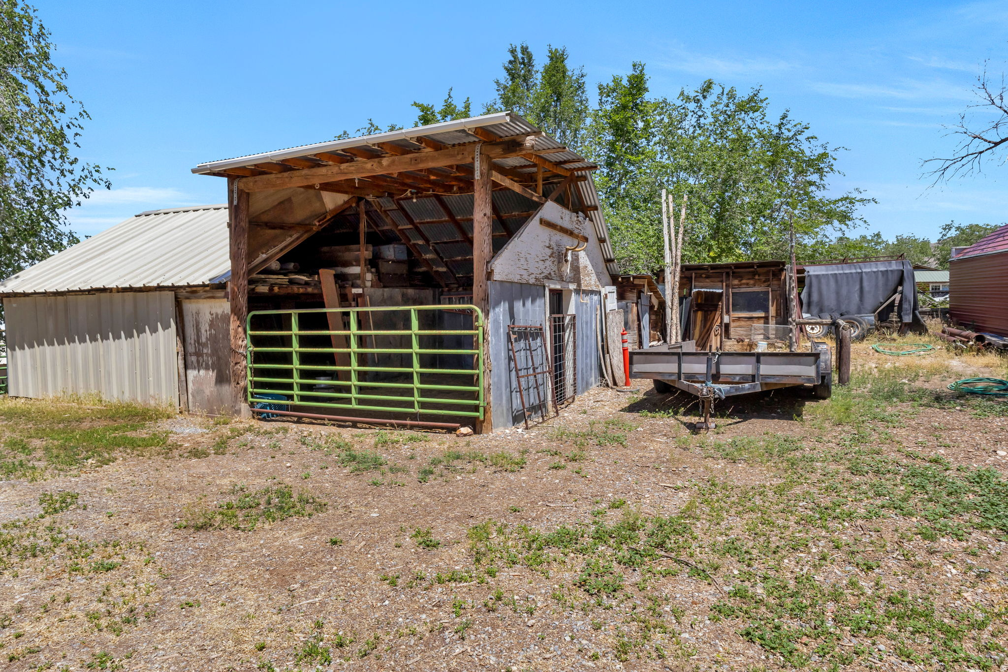 main property photo 50