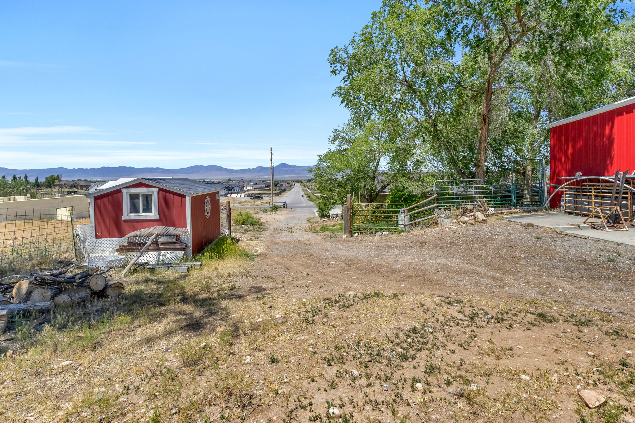 main property photo 59