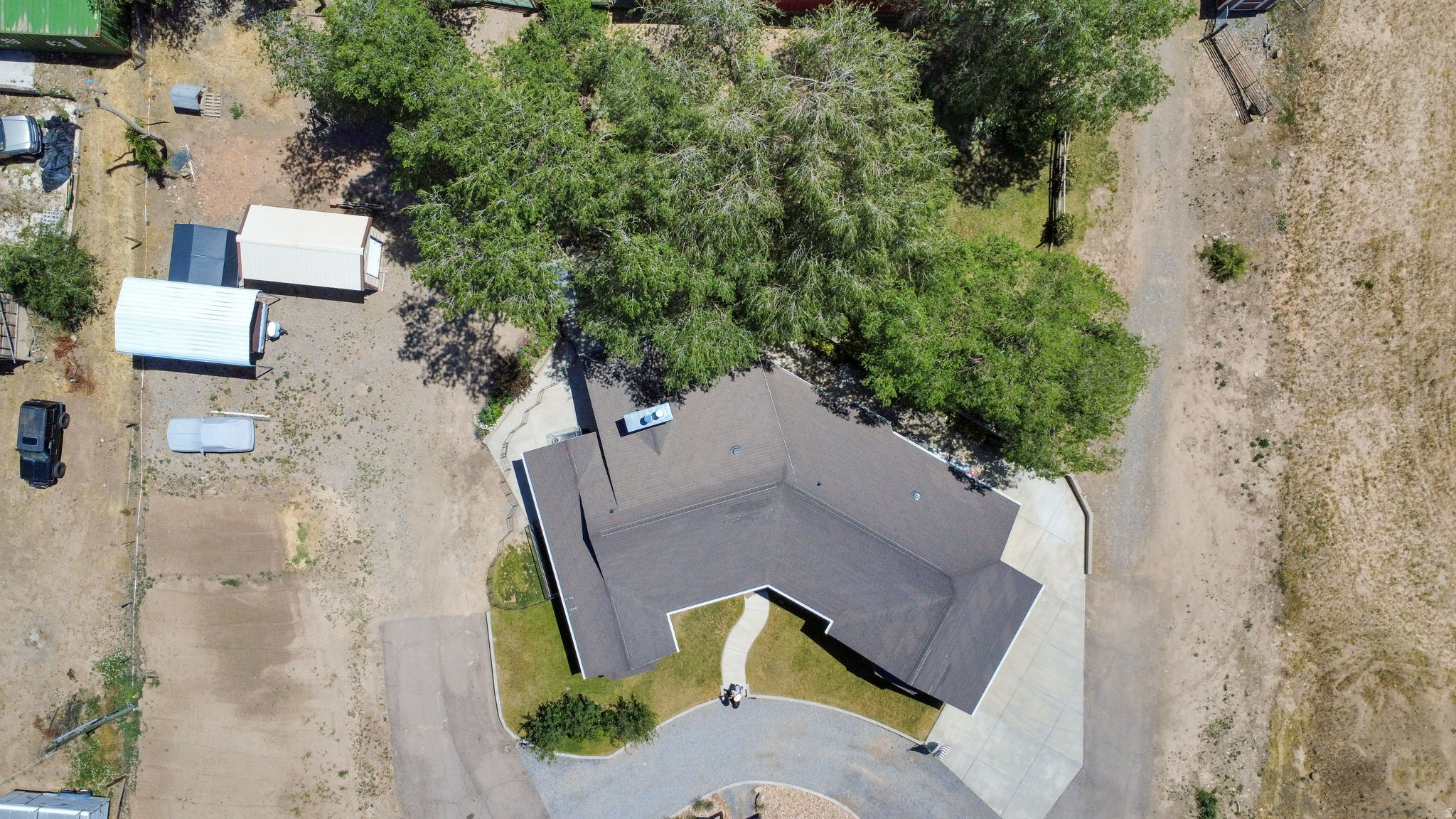 main property photo 65