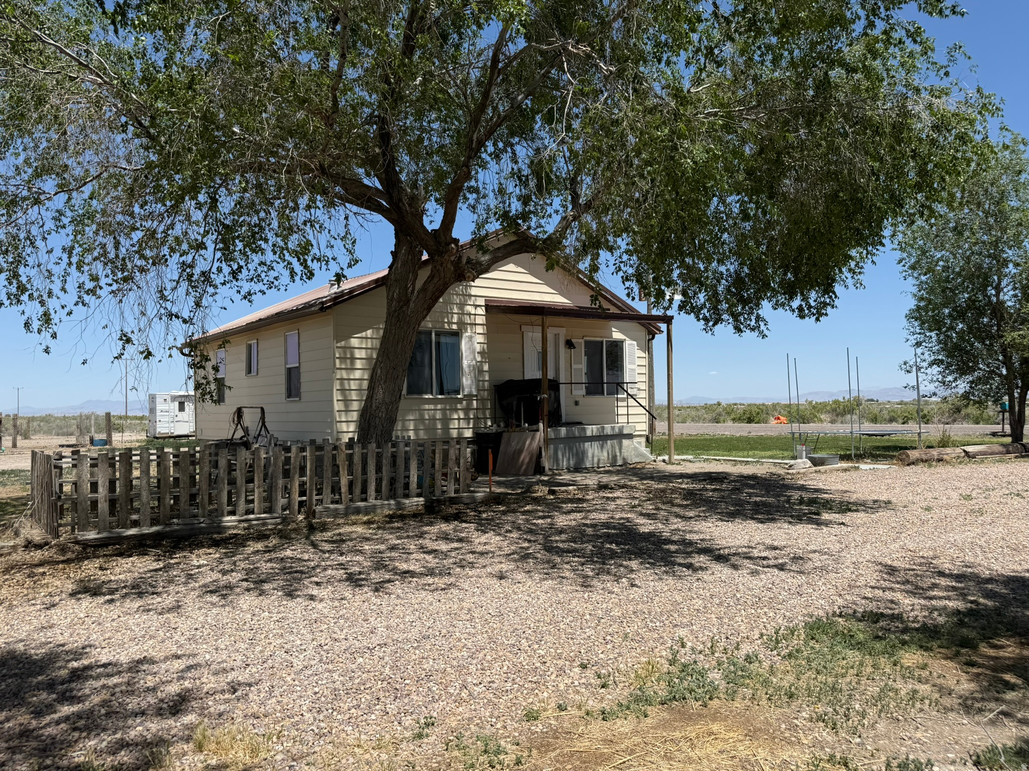 main property photo 59