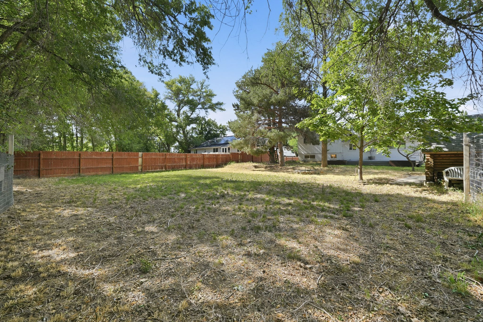 main property photo 41