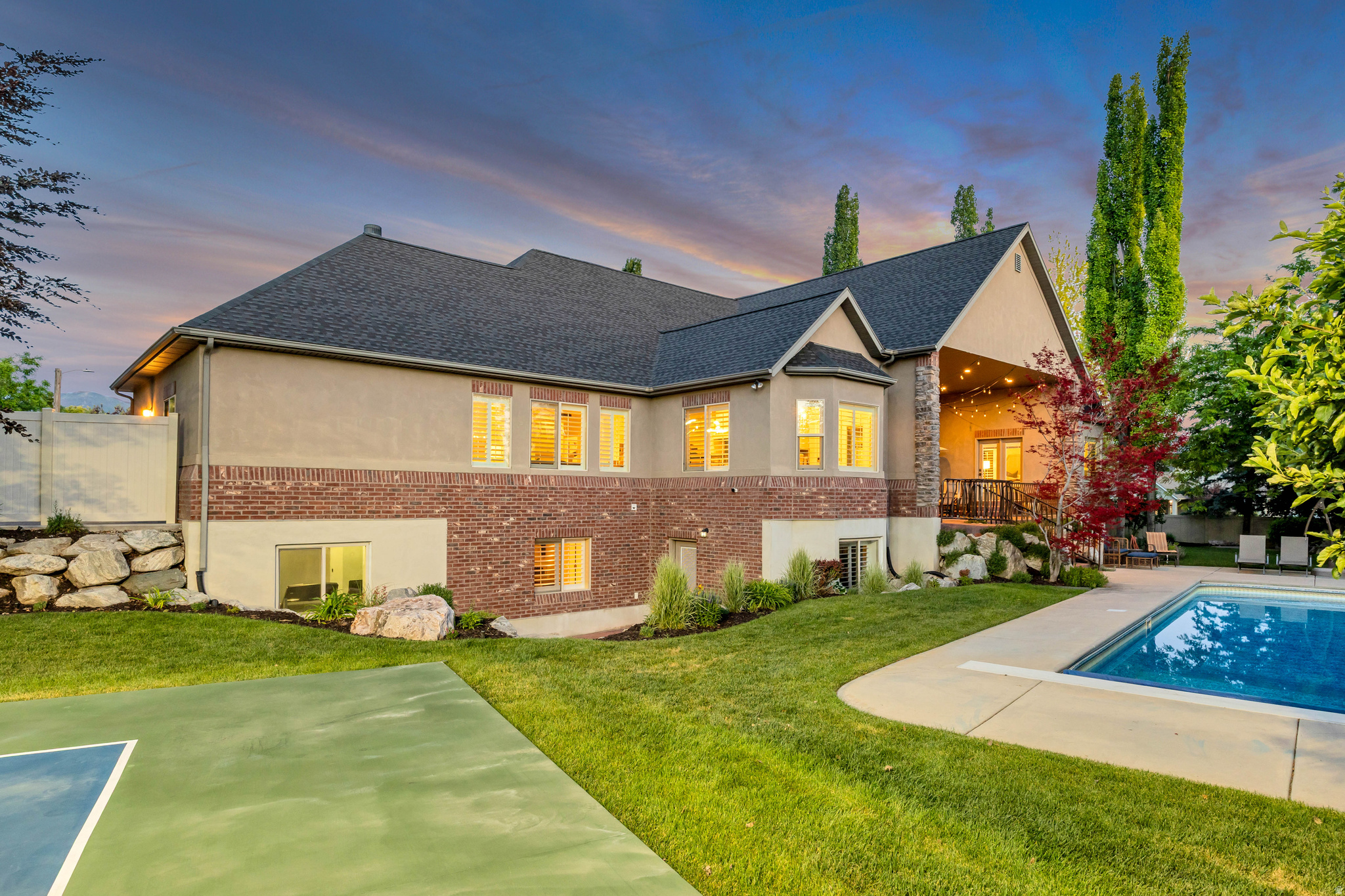 main property photo 50