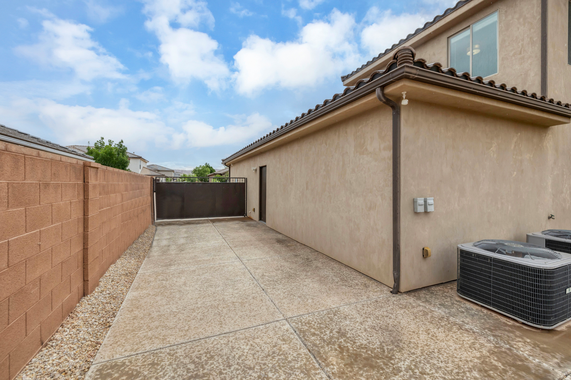 main property photo 60
