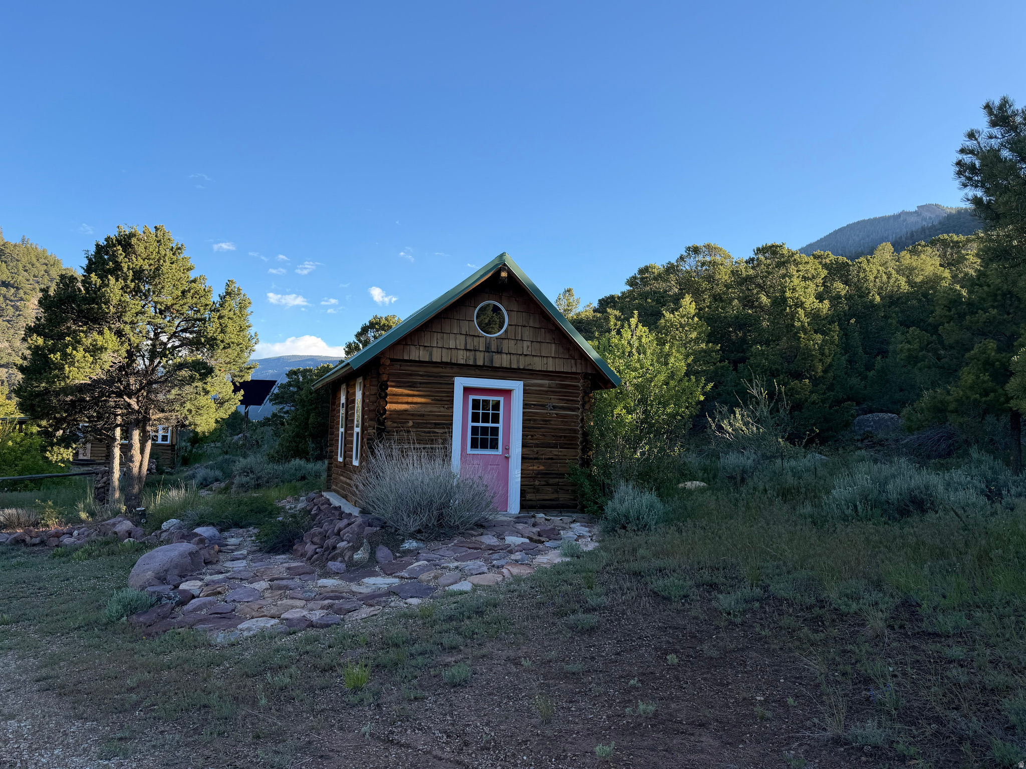 main property photo 2
