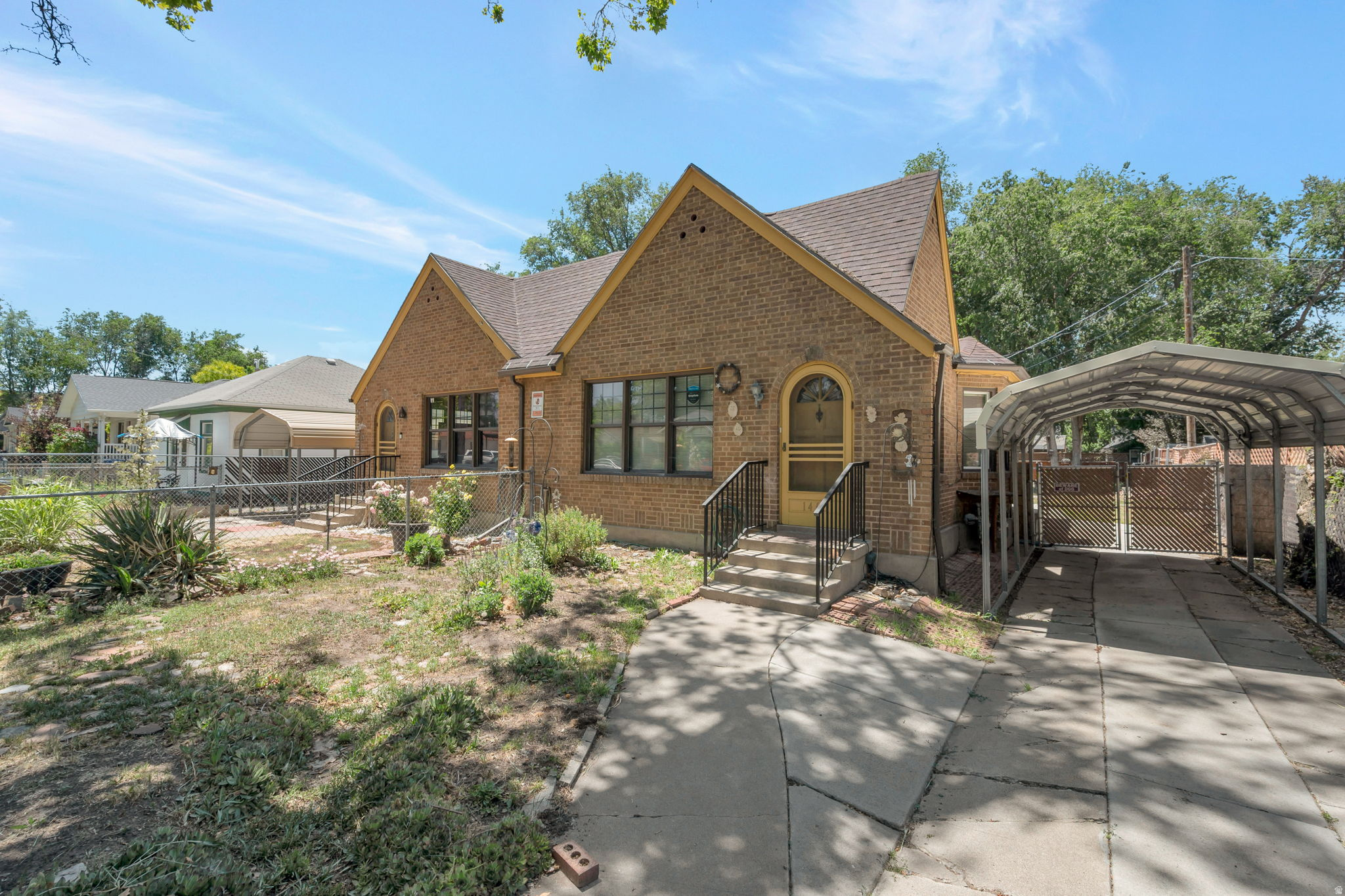 main property photo 2