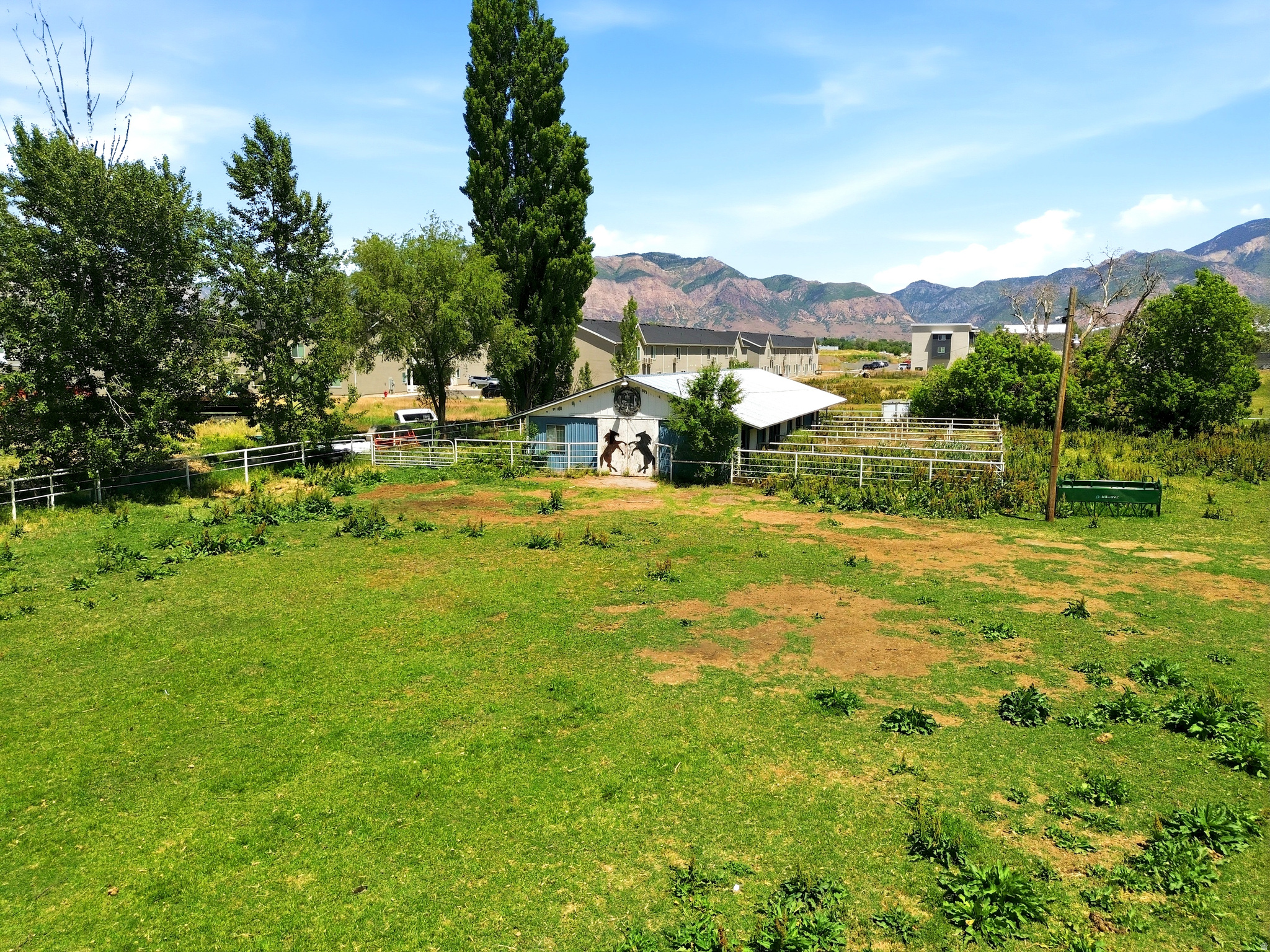 main property photo 10
