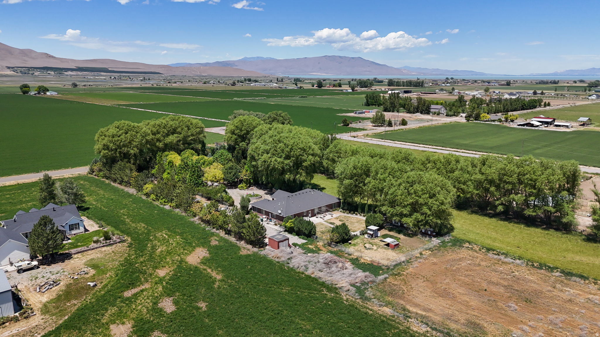 main property photo 26