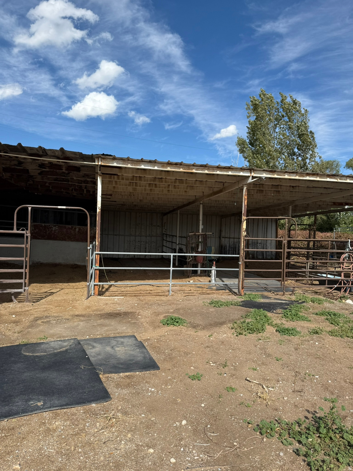 main property photo 7