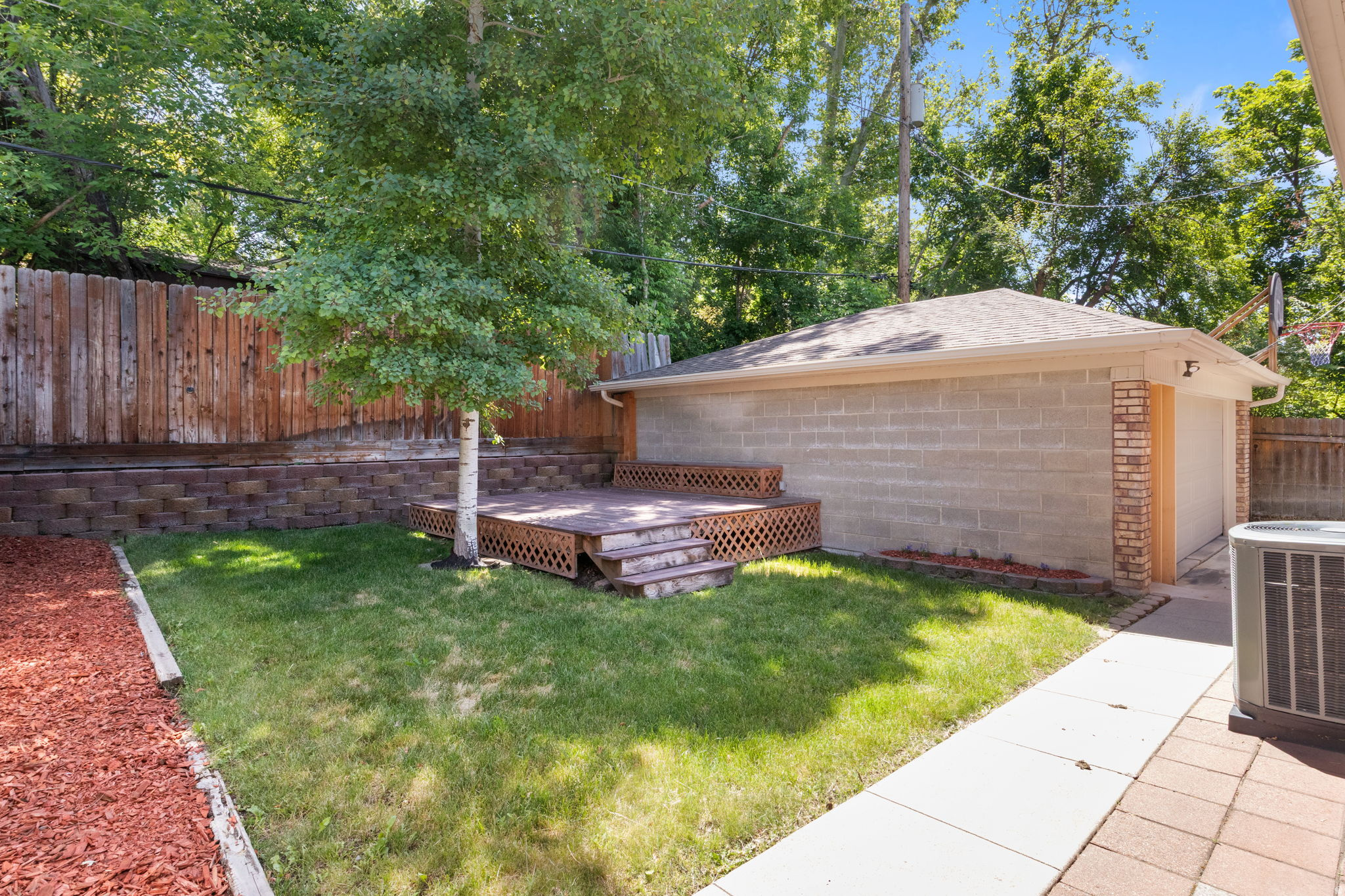 main property photo 34