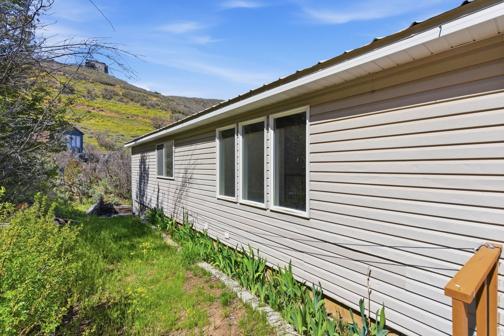 main property photo 57