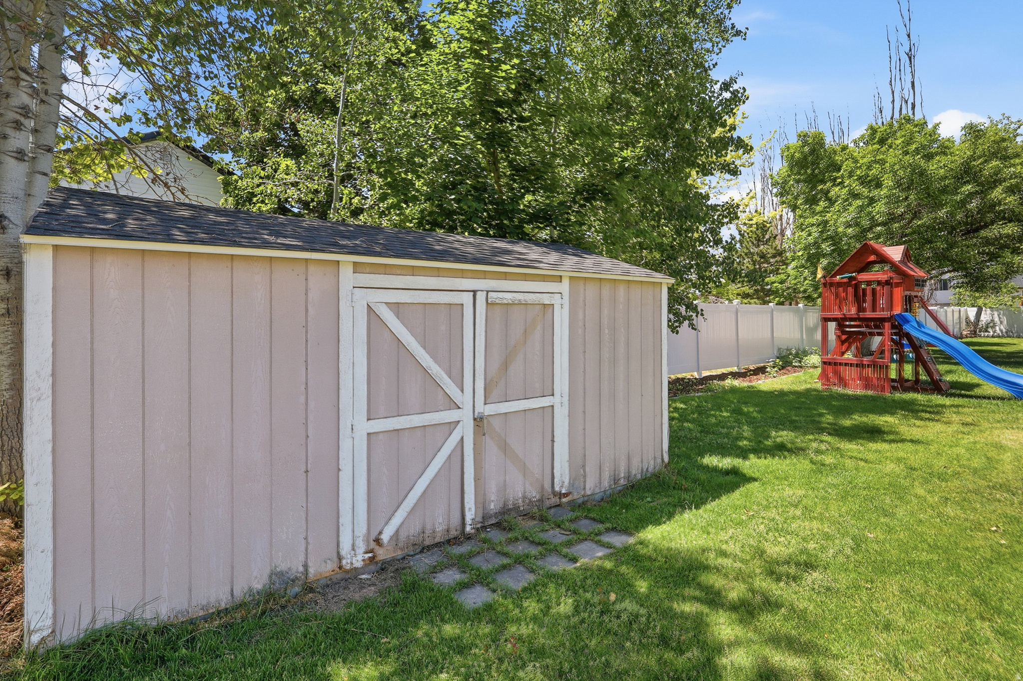 main property photo 52
