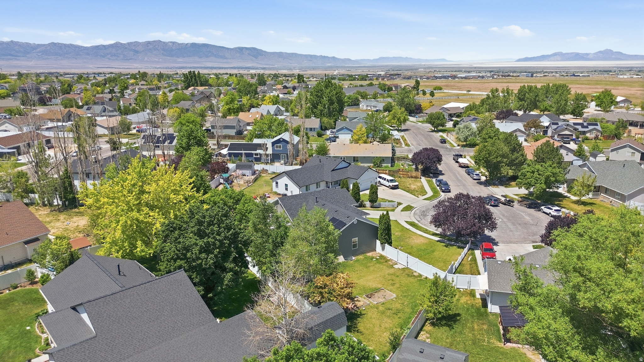main property photo 65