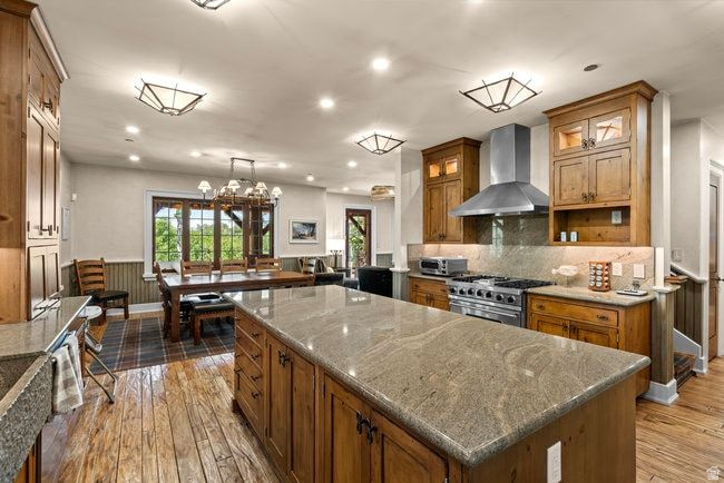 main property photo 108
