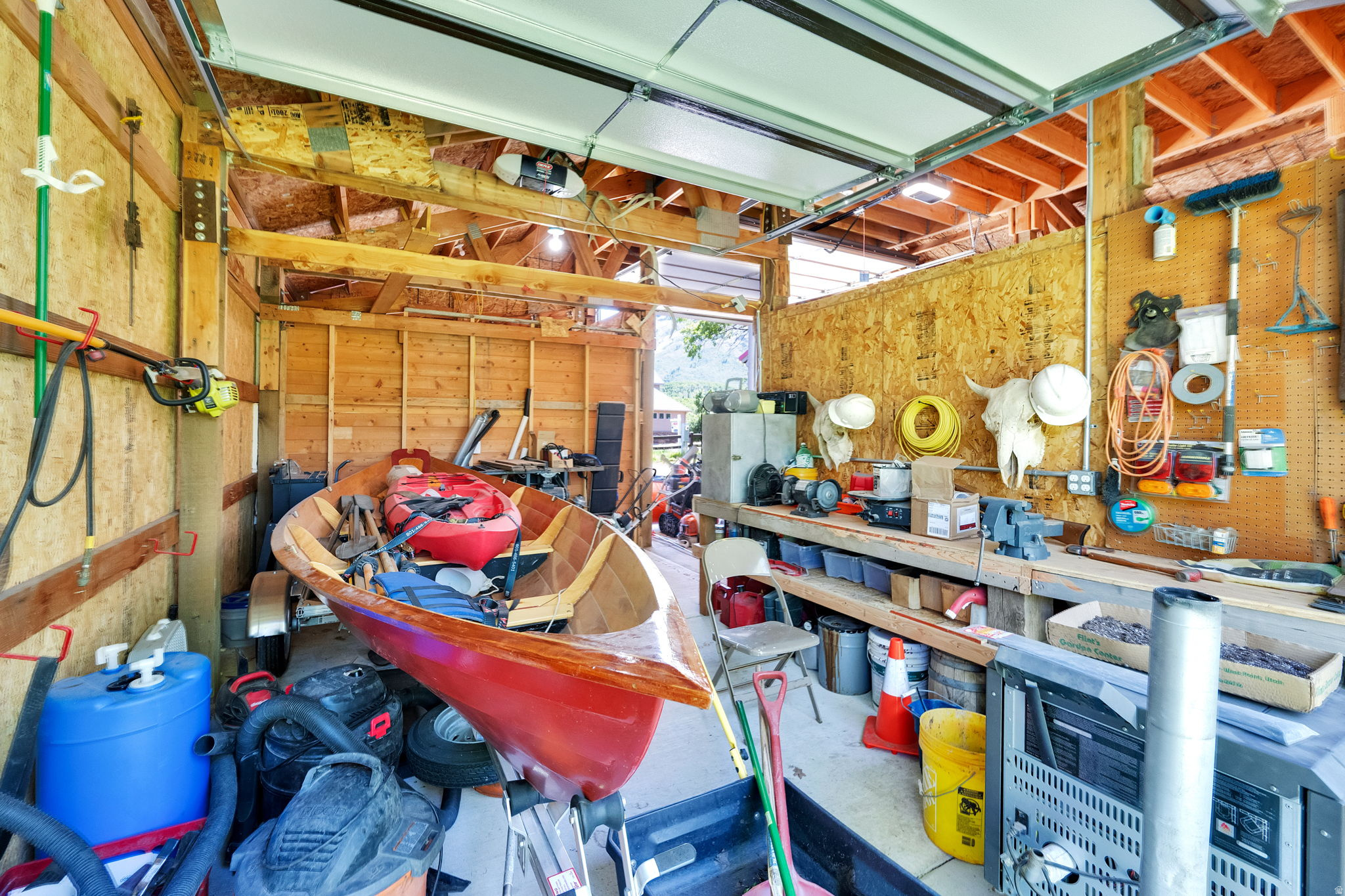 main property photo 94