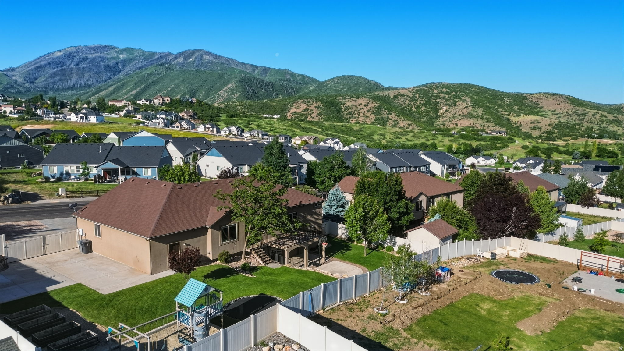 main property photo 63