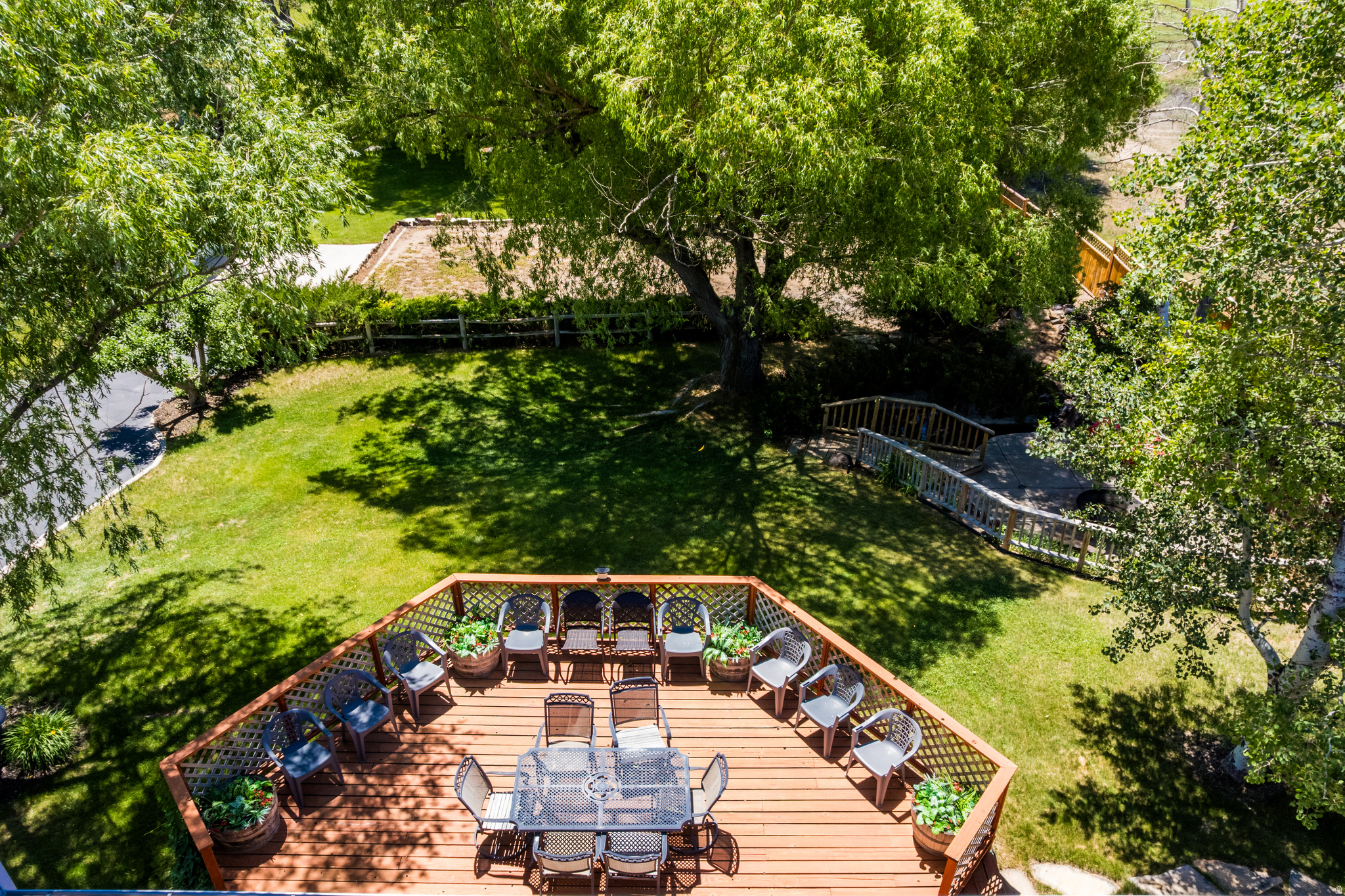 main property photo 31