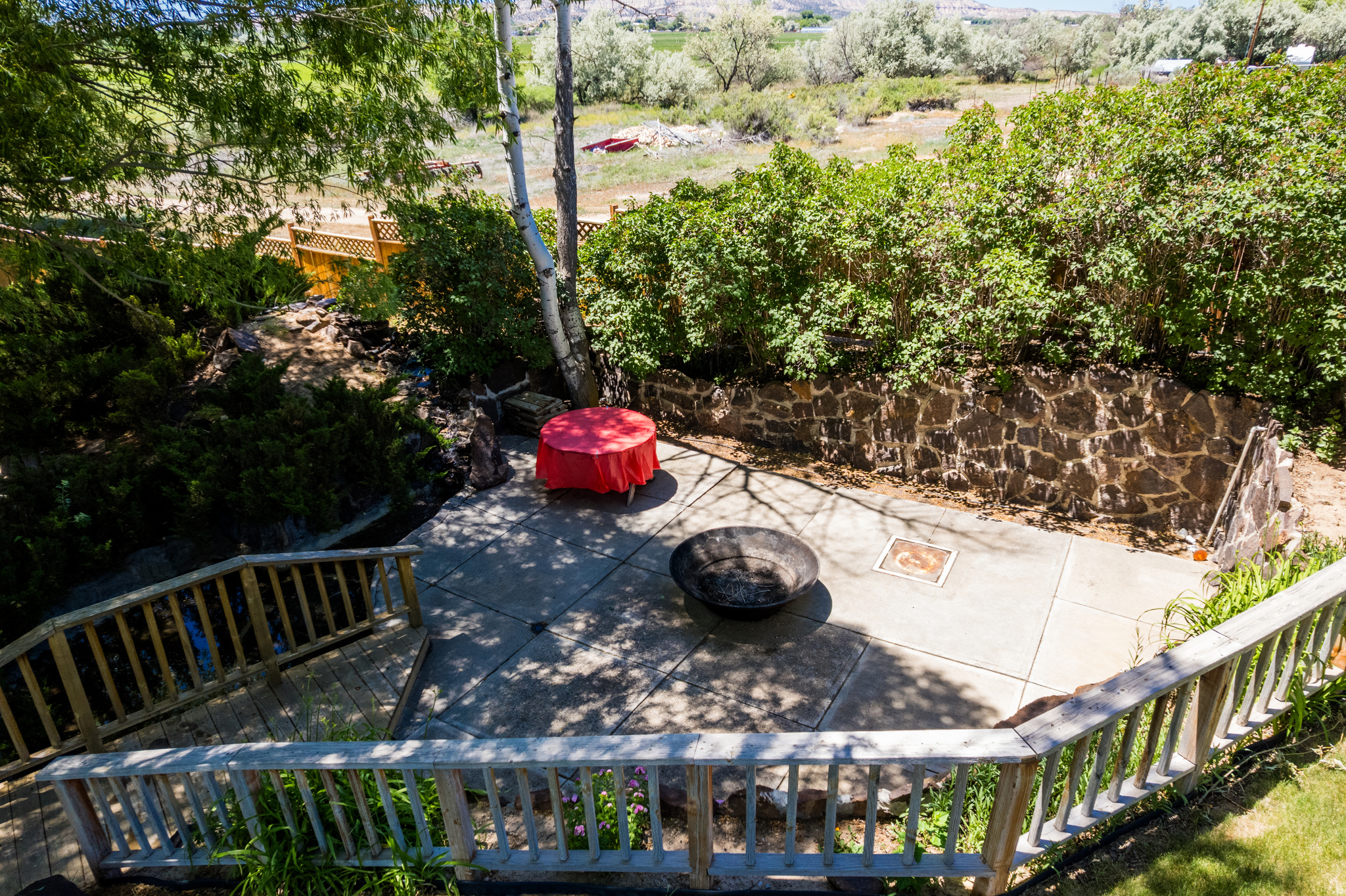 main property photo 33