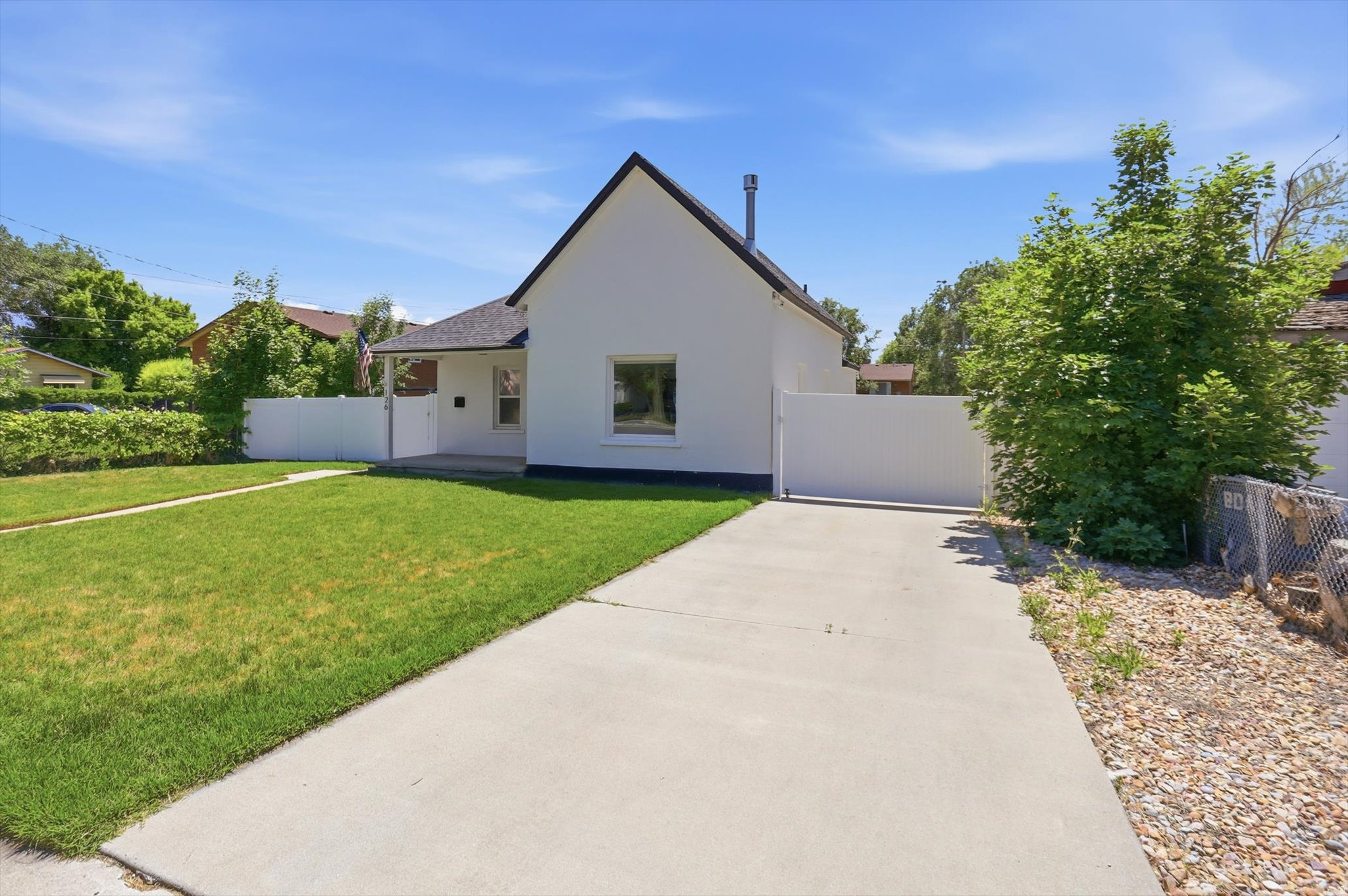 main property photo 22