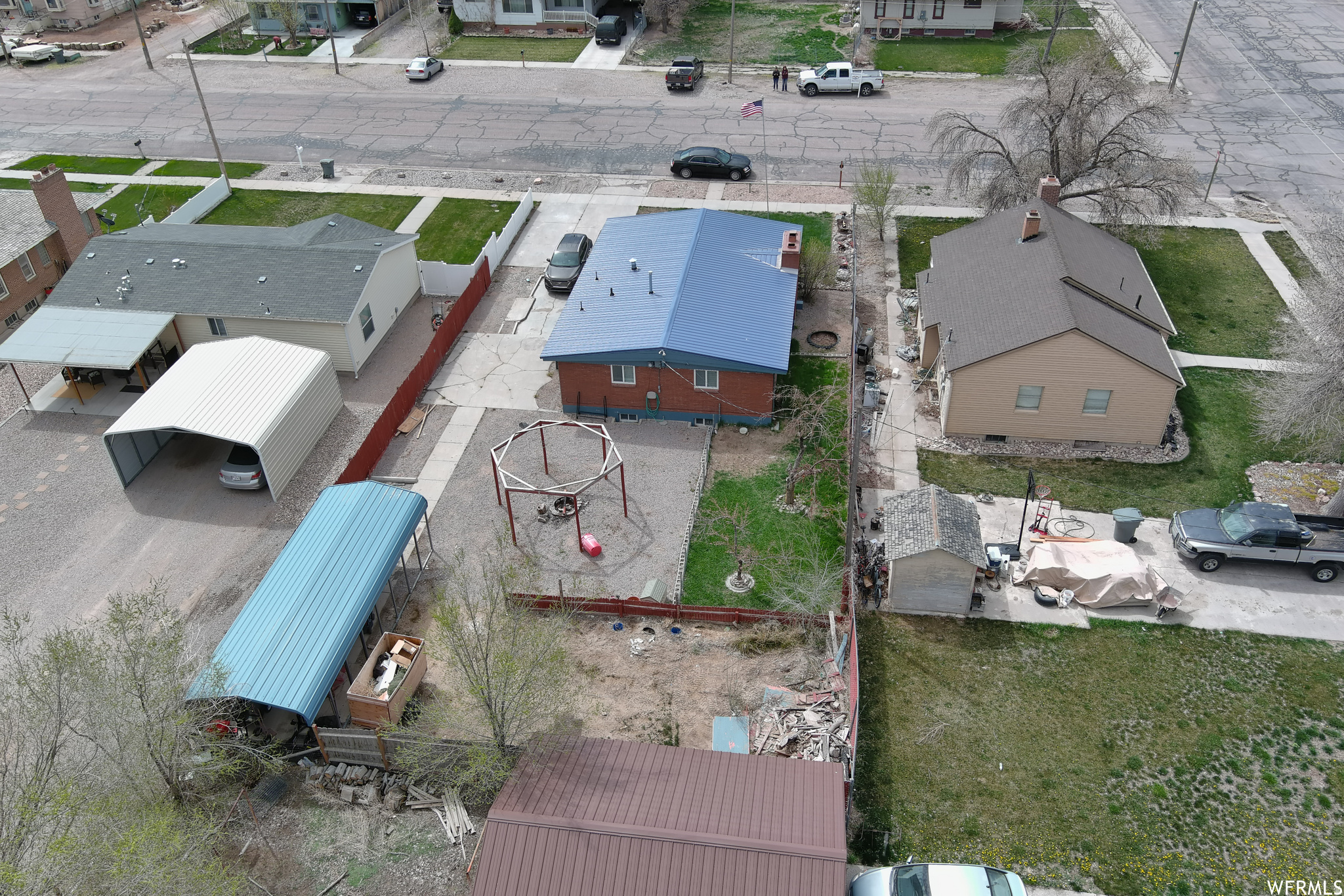 main property photo 10