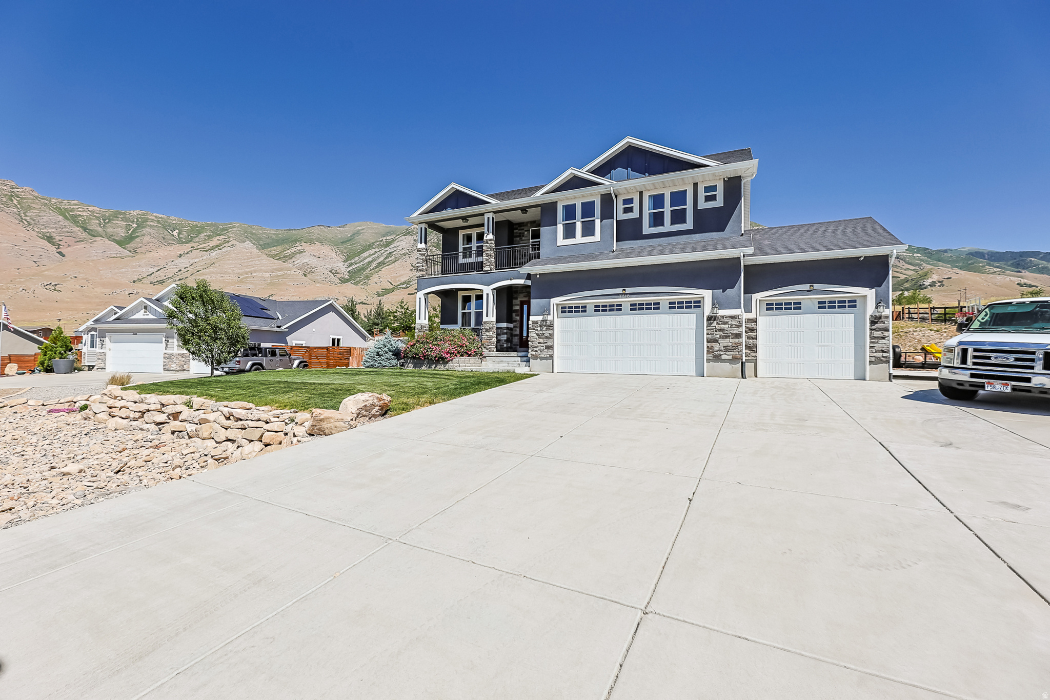 main property photo 54