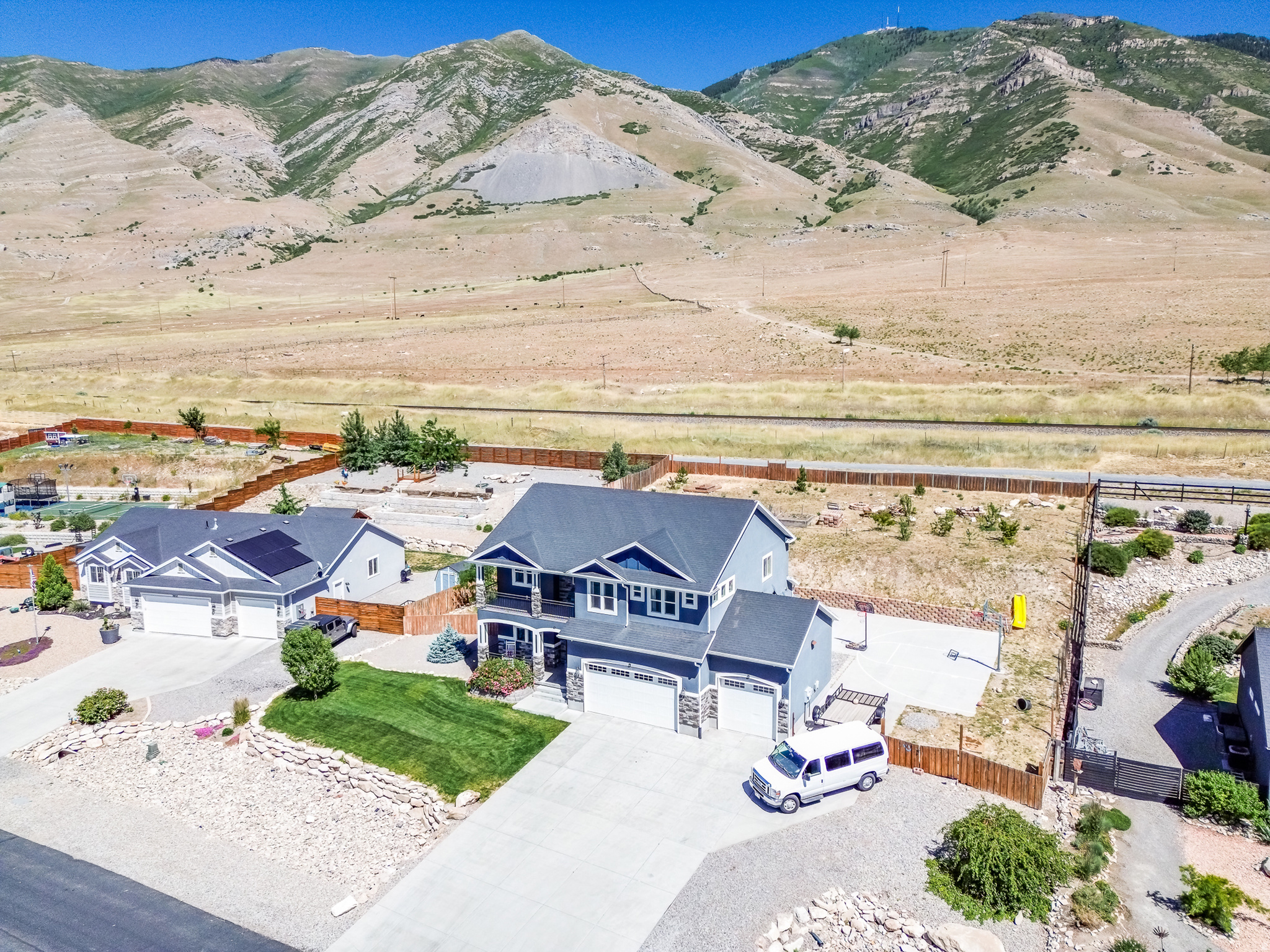 main property photo 58