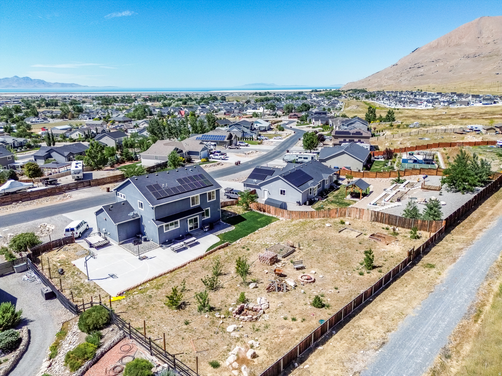 main property photo 59