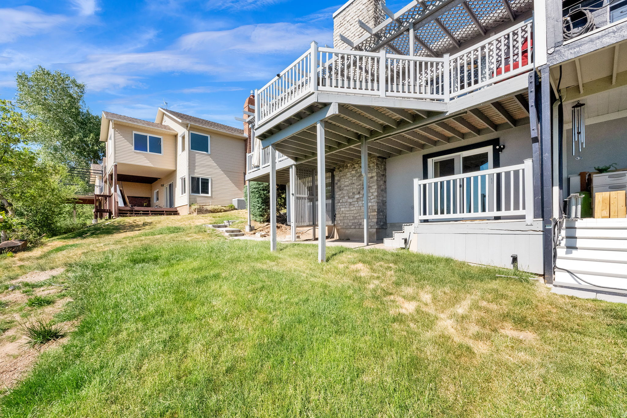 main property photo 7