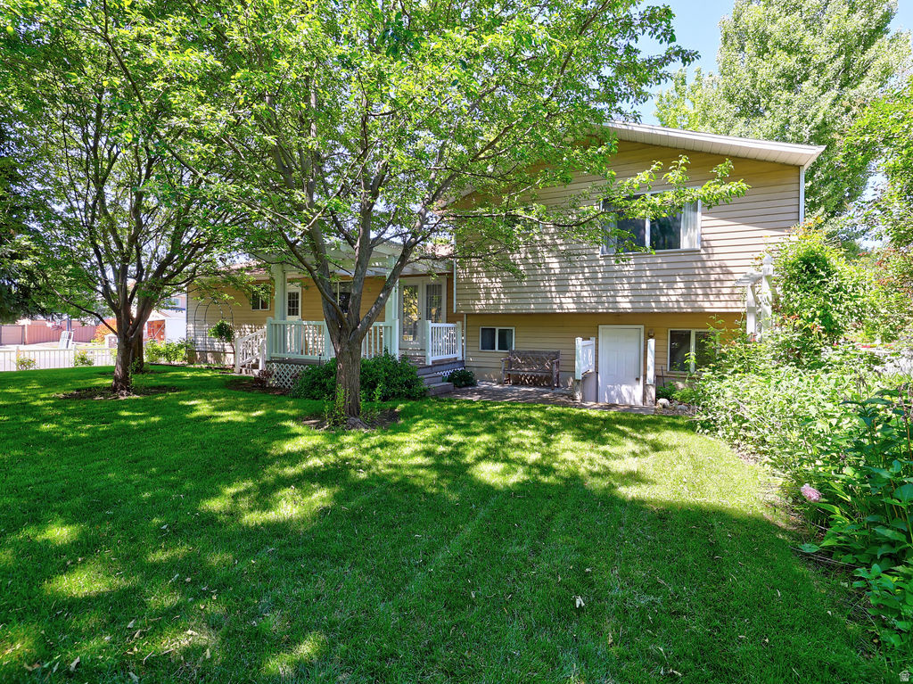 main property photo 10
