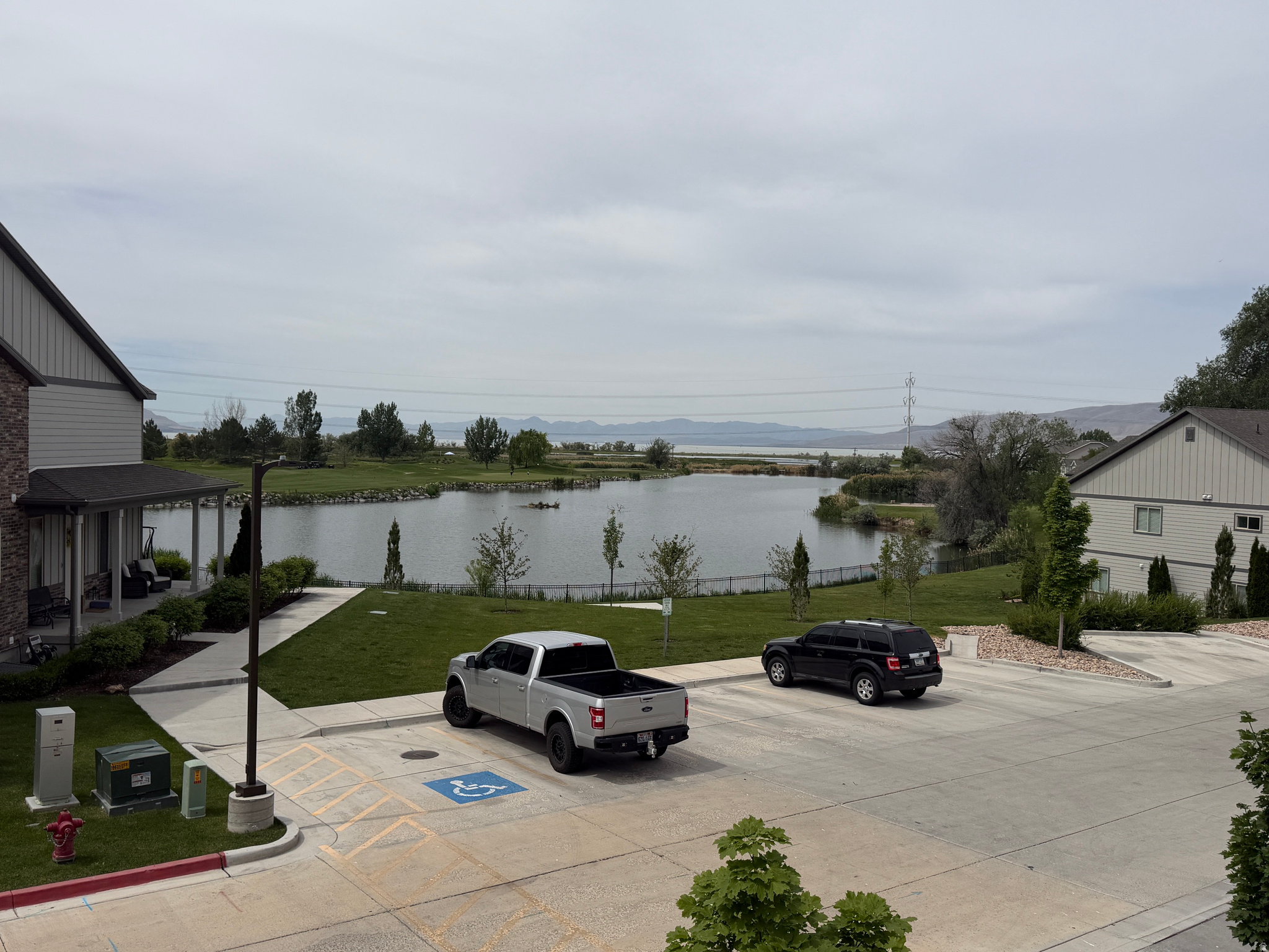 main property photo 28