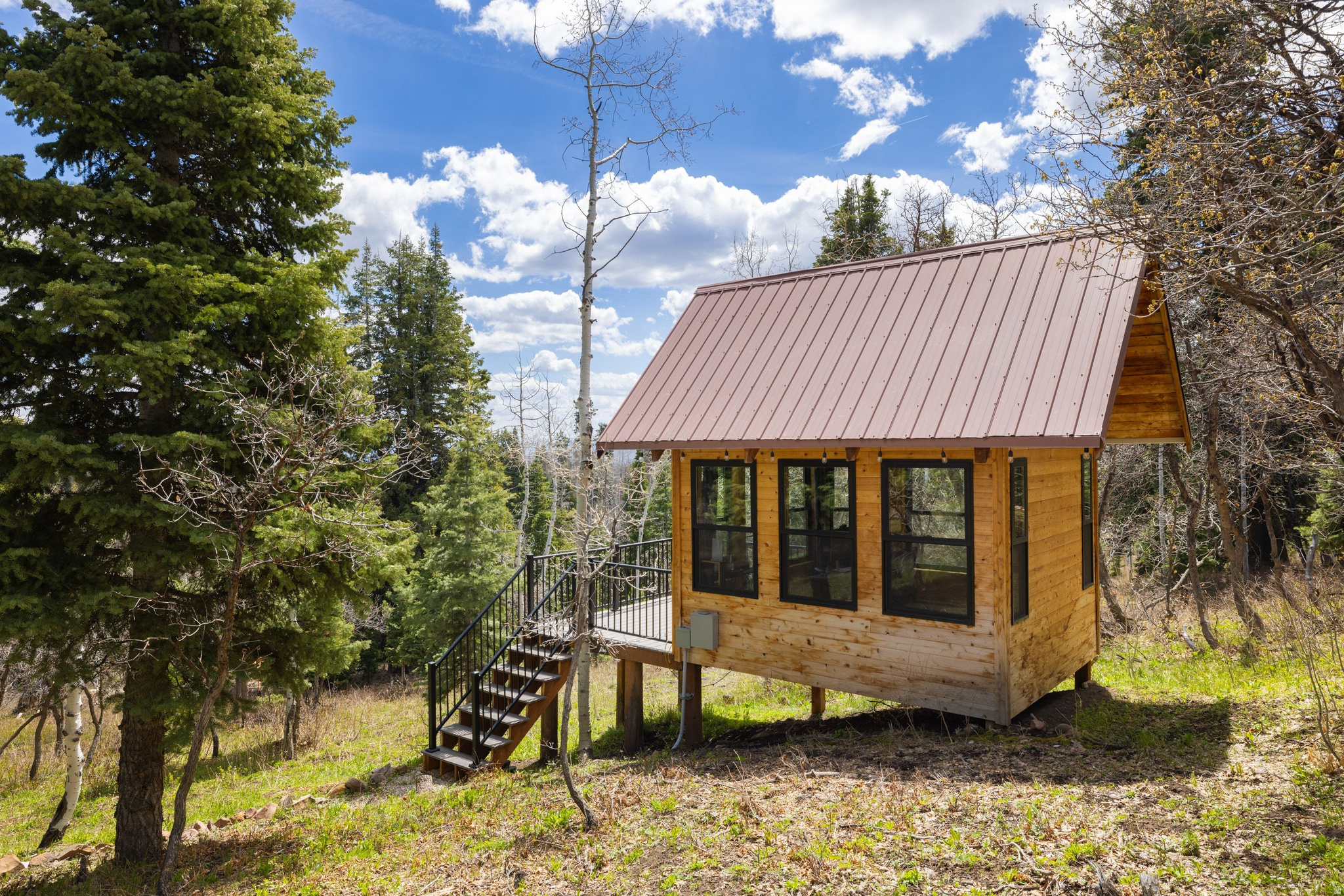 main property photo 25