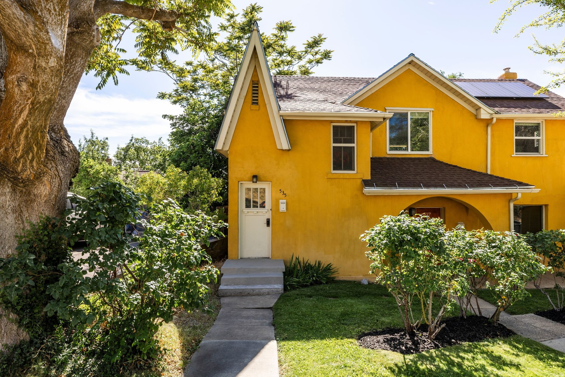 main property photo 30