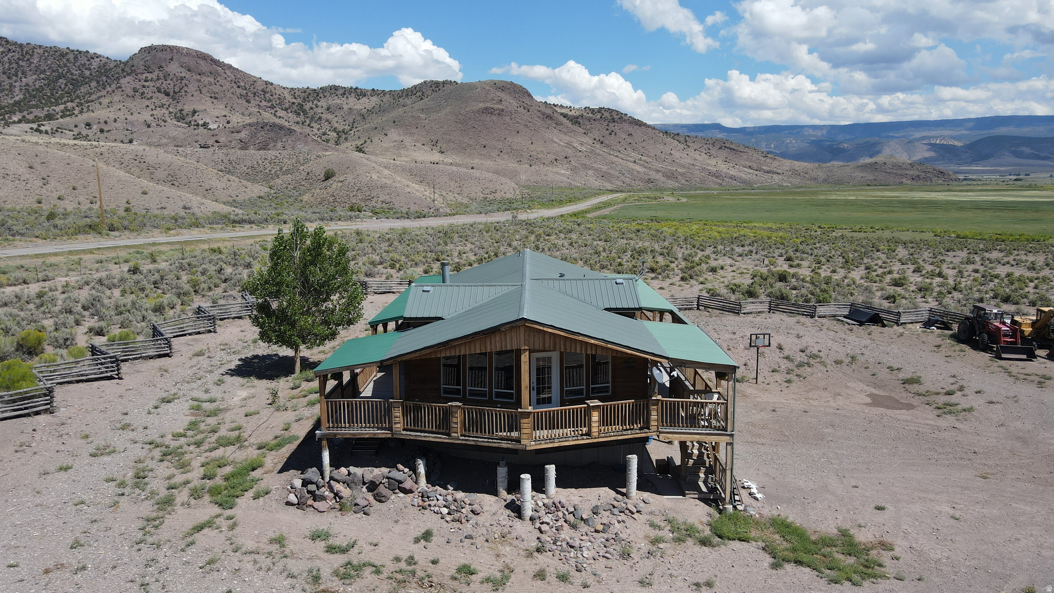 main property photo 8