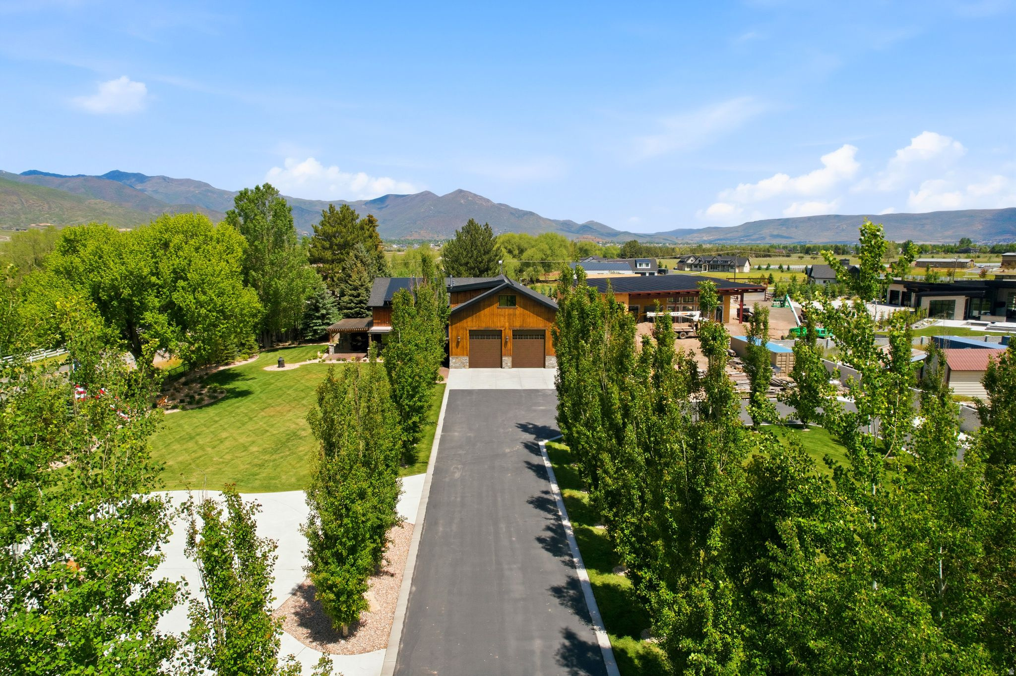 main property photo 13