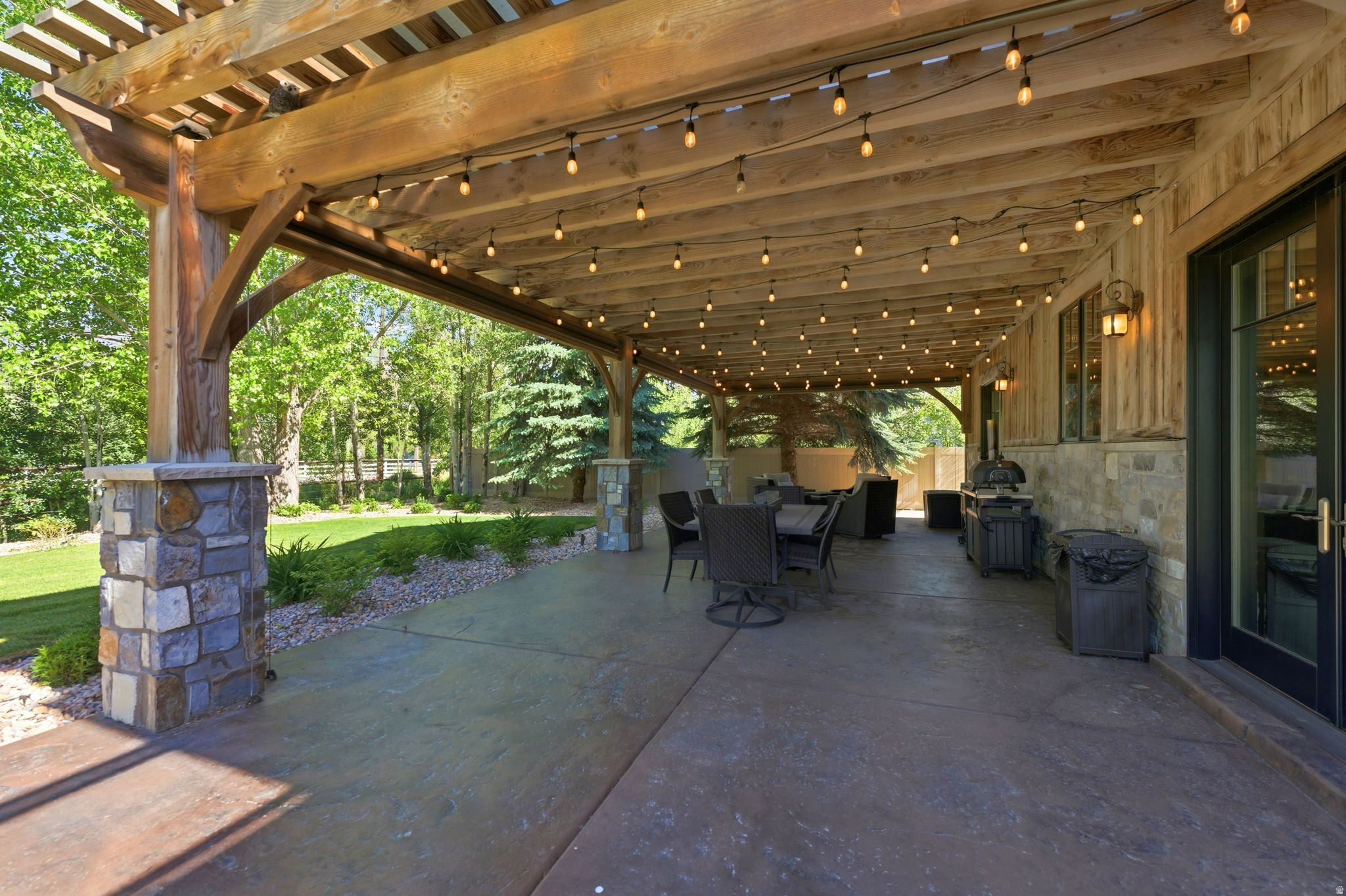 main property photo 50