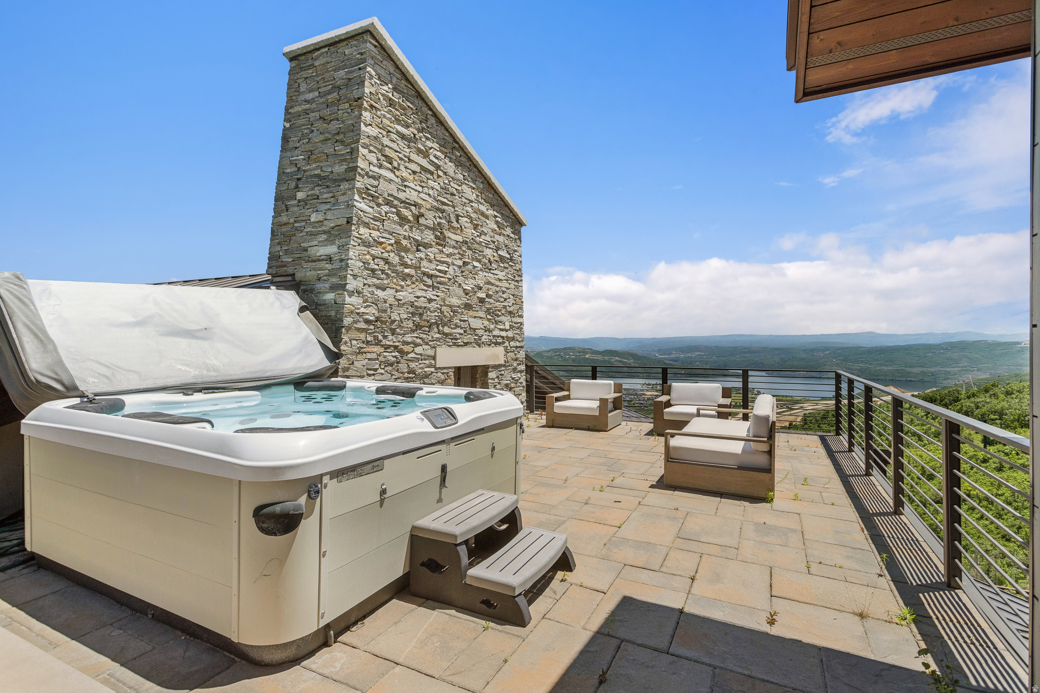 main property photo 51