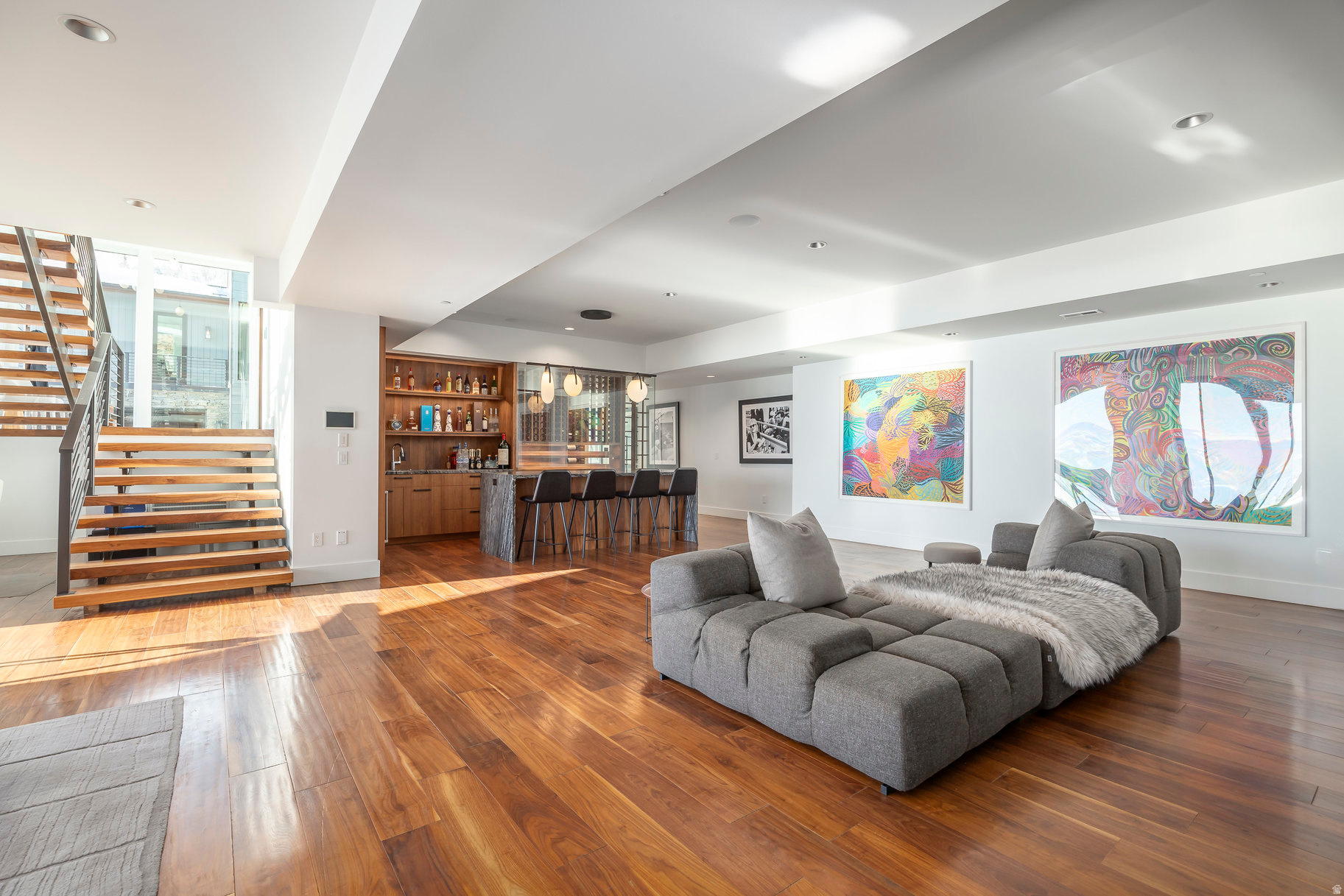 main property photo 67