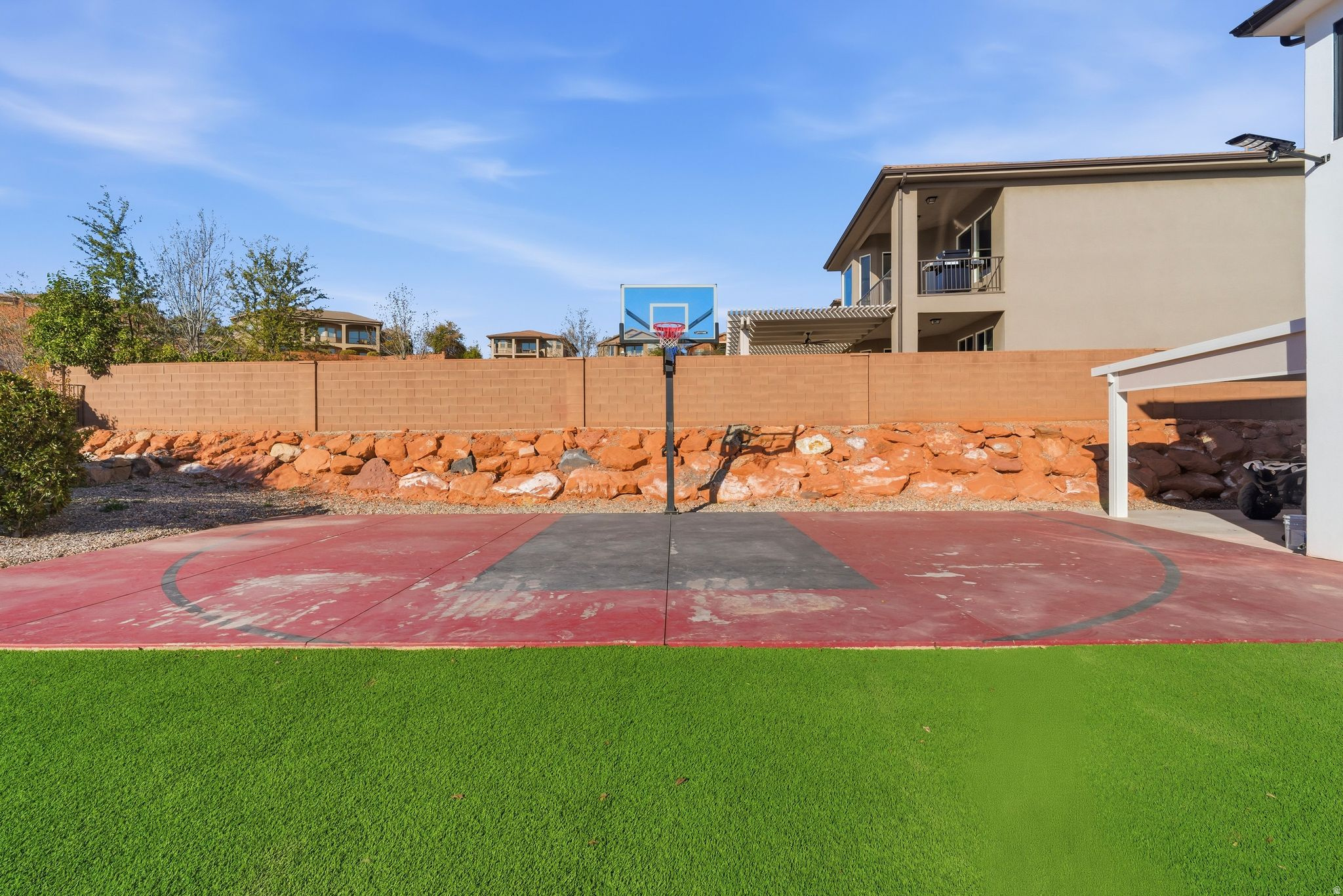 main property photo 39