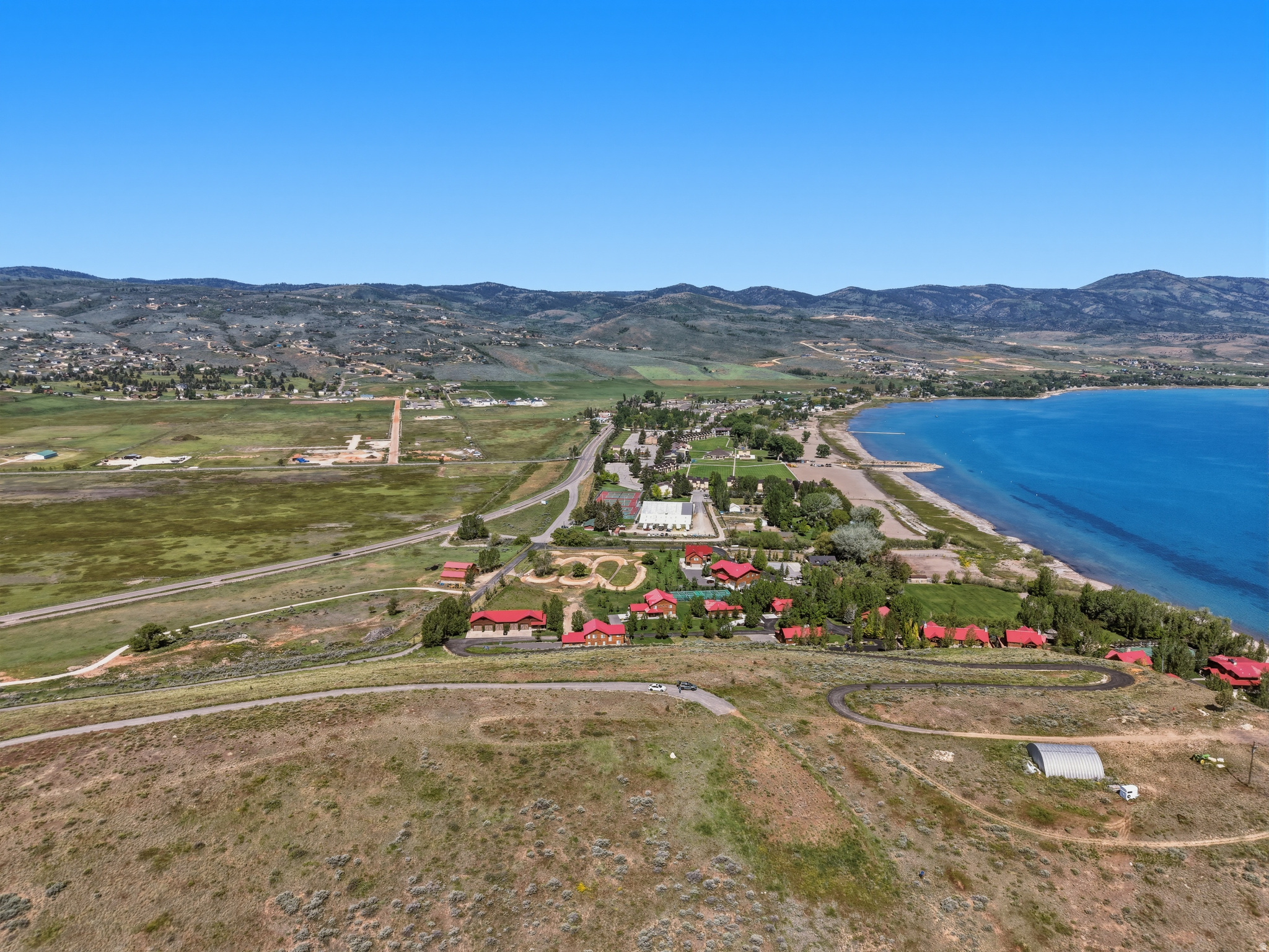 main property photo 8