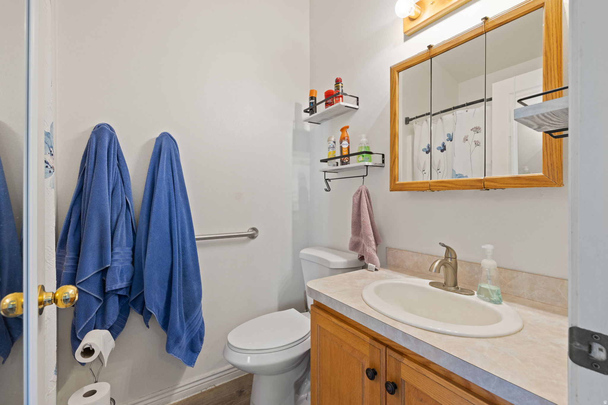 main property photo 15