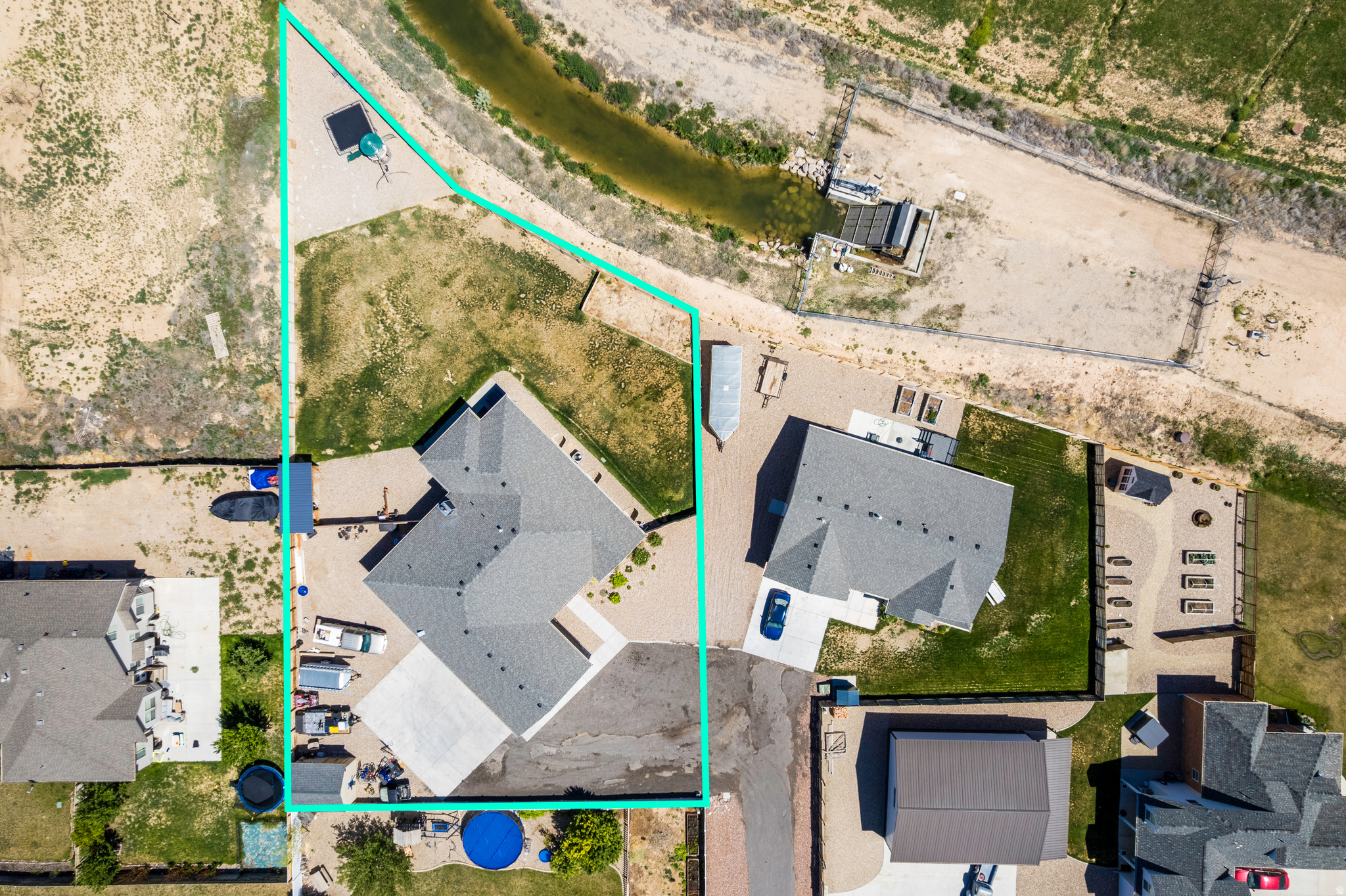 main property photo 1