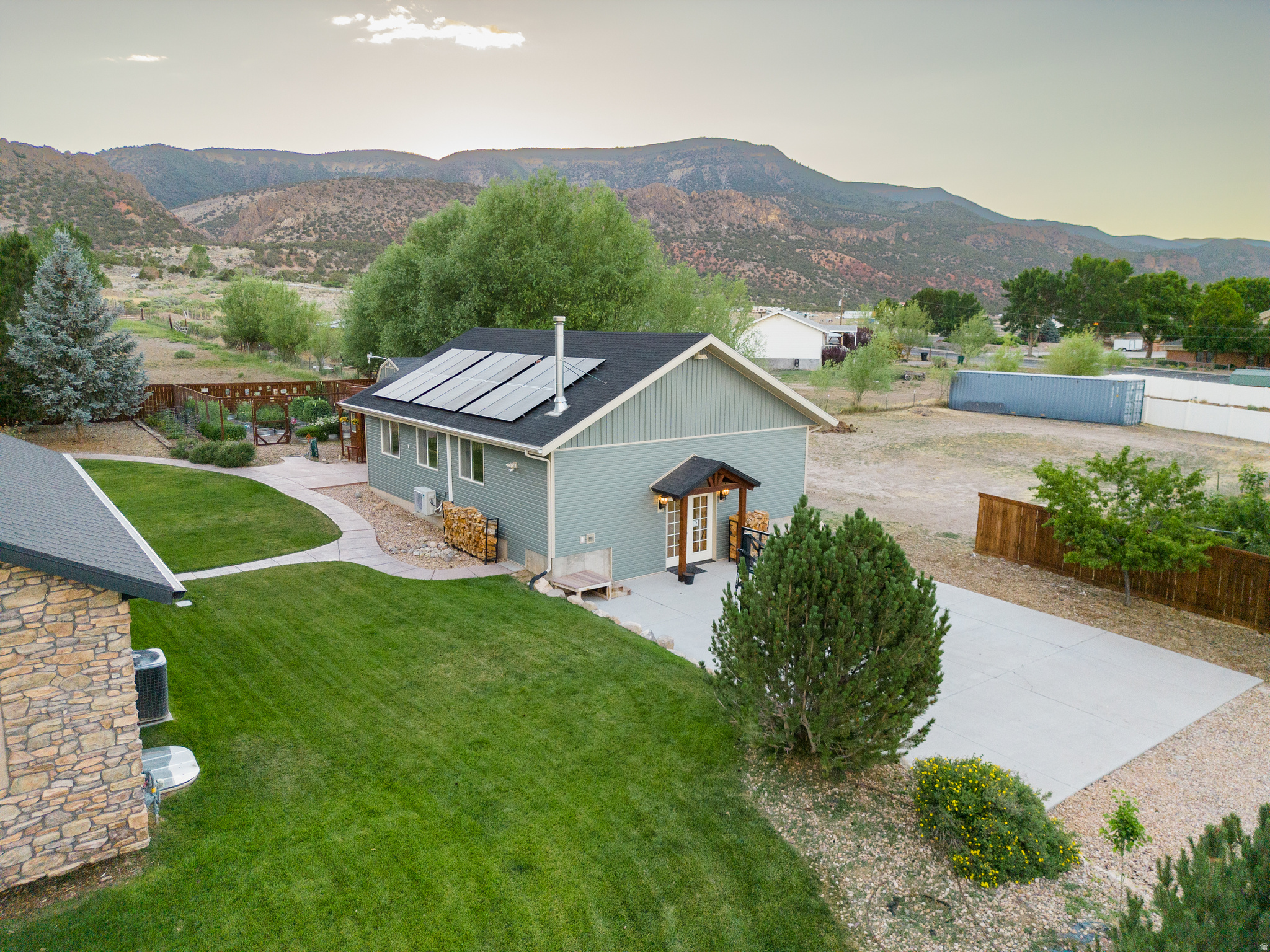 main property photo 48