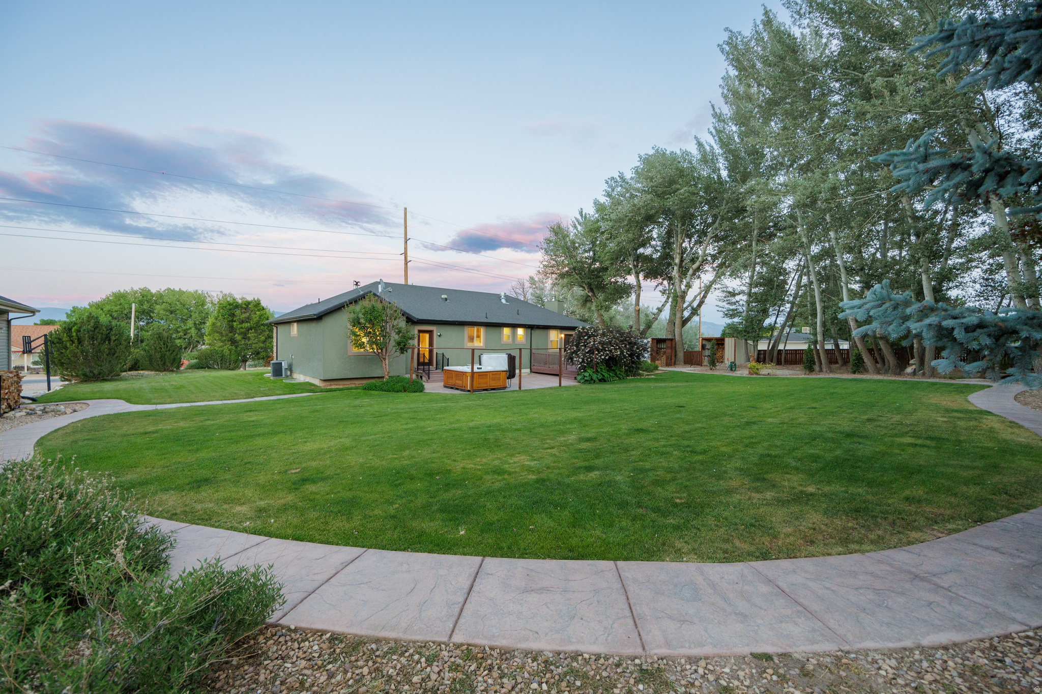 main property photo 5