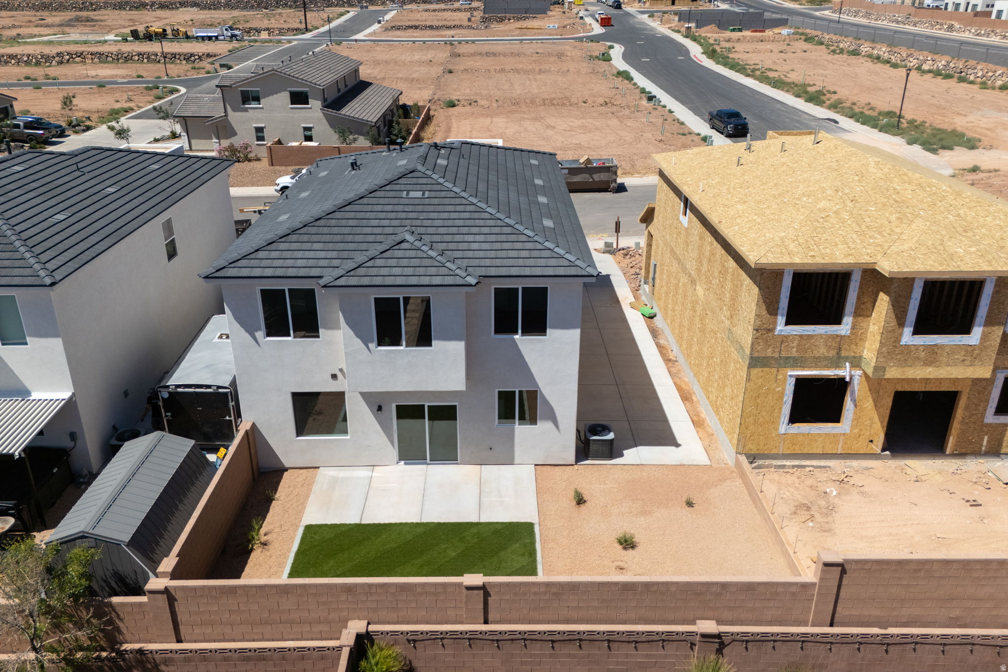 main property photo 6